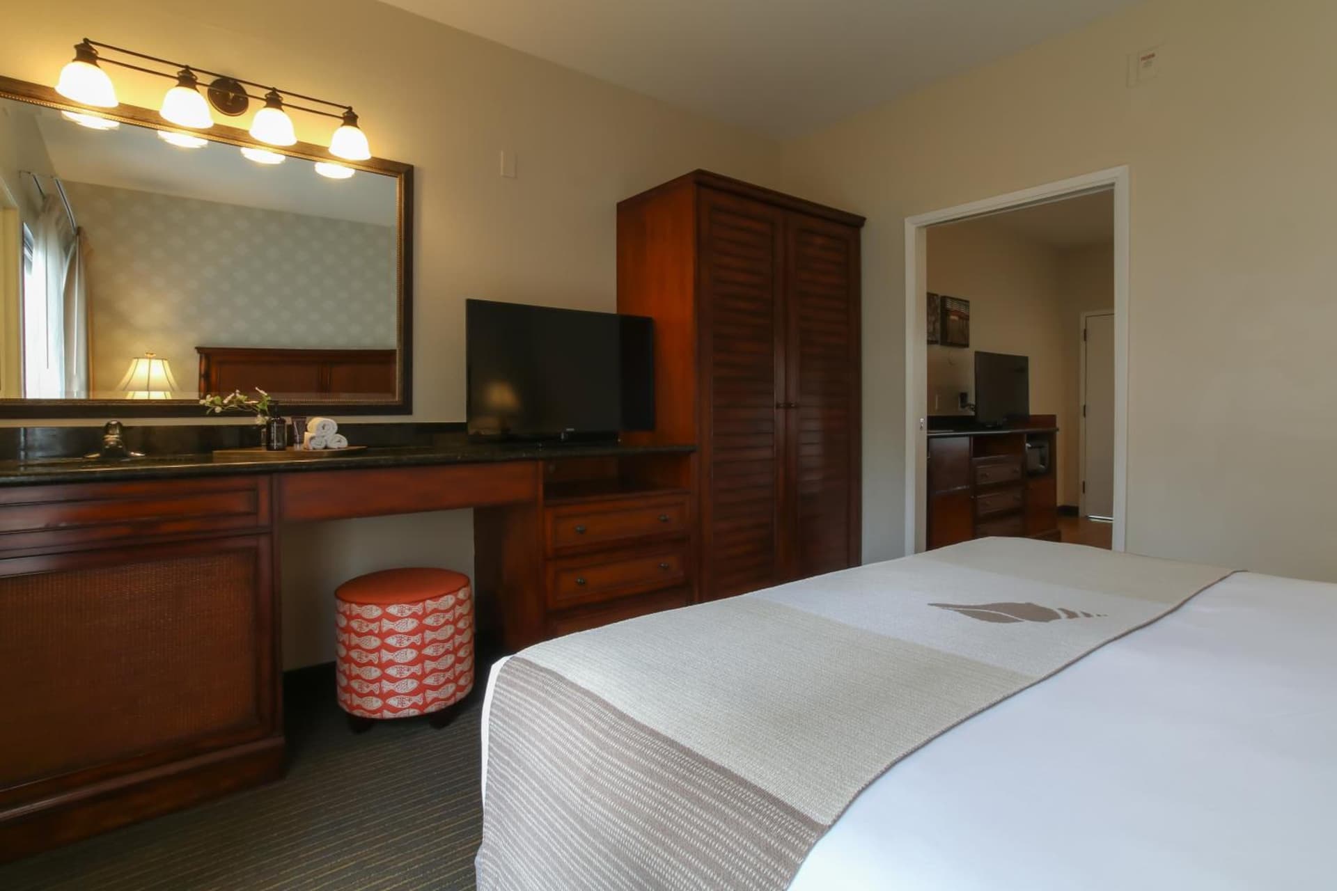Oxford Suites Pismo Beach gallery photo in Pismo Beach, CA — image 20