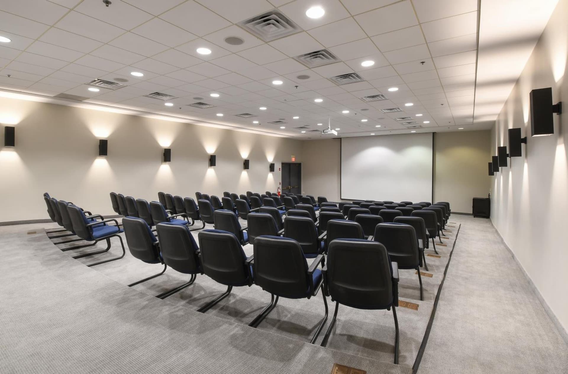 Holiday Inn Fredericksburg - Conference Center by IHG gallery photo in Fredericksburg, VA — image 30