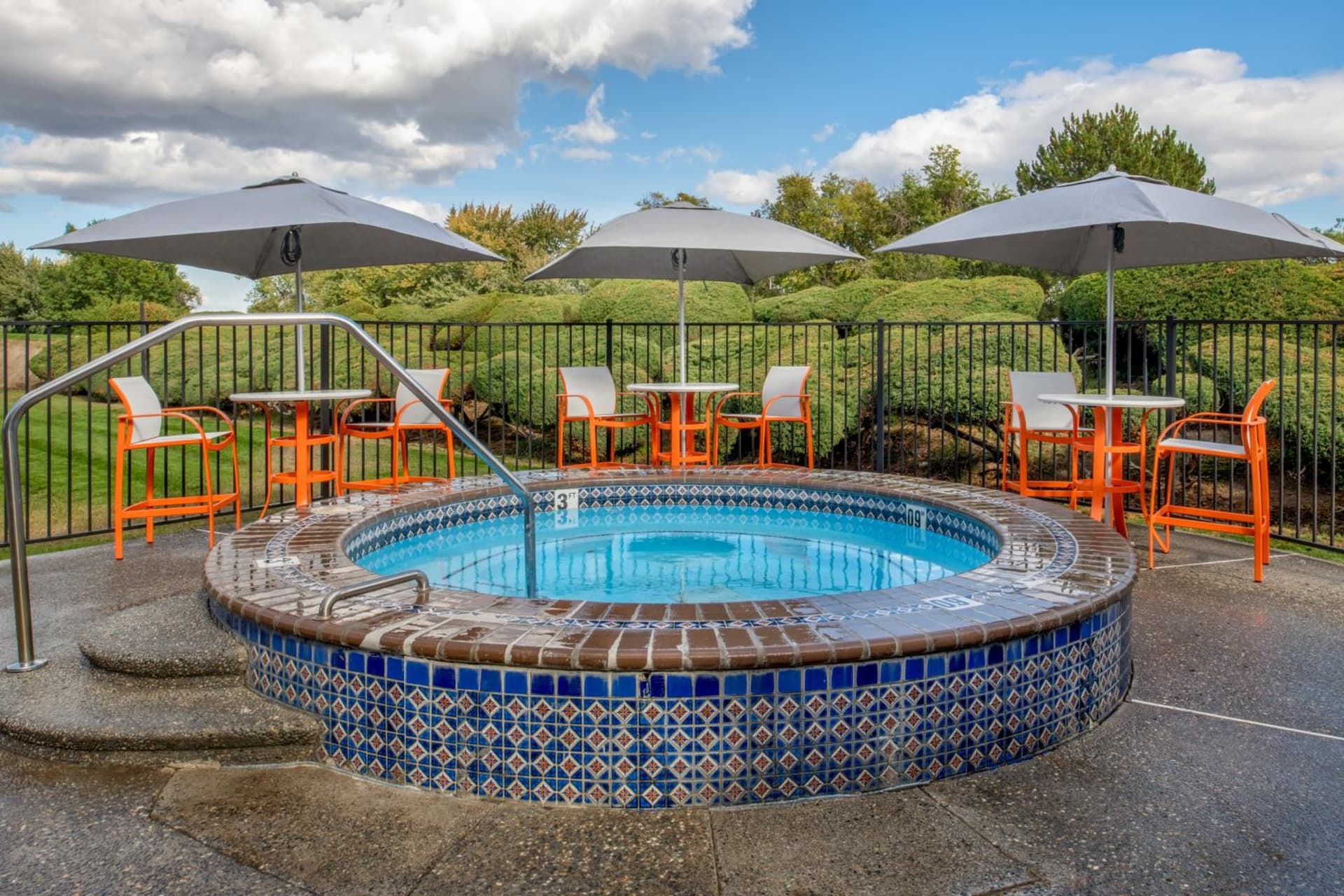 Holiday Inn Richland on the River by IHG interior in Richland, WA — gallery photo 2
