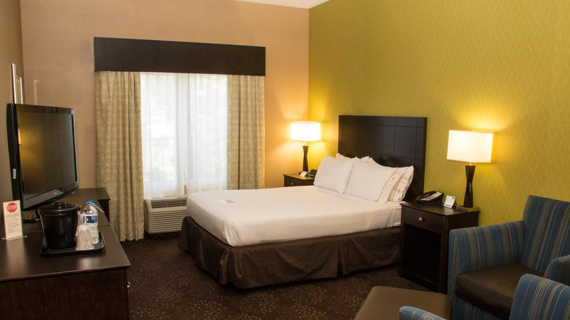 Holiday Inn Express Hotel & Suites Saginaw by IHG gallery photo in Saginaw, MI — image 47