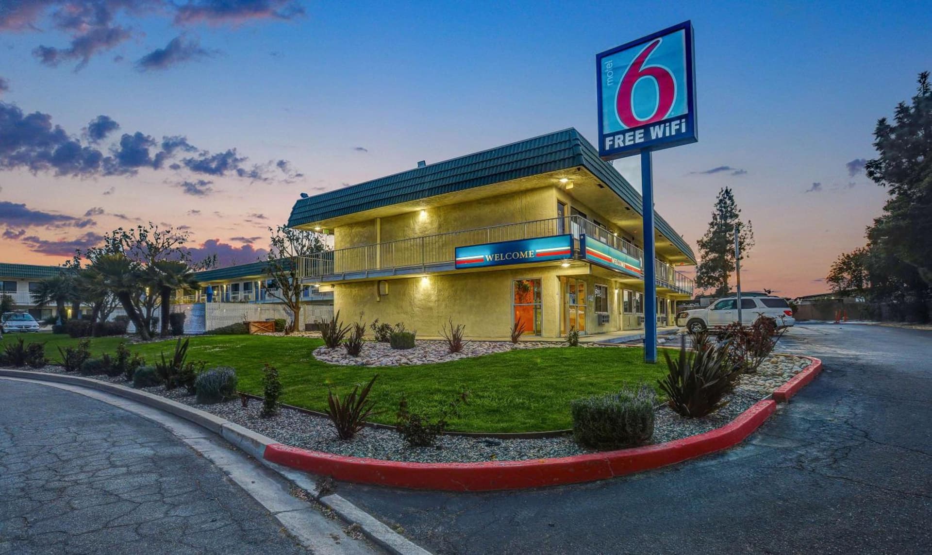 Motel 6-King City, CA featured exterior or lobby in King City, CA — similar hotel