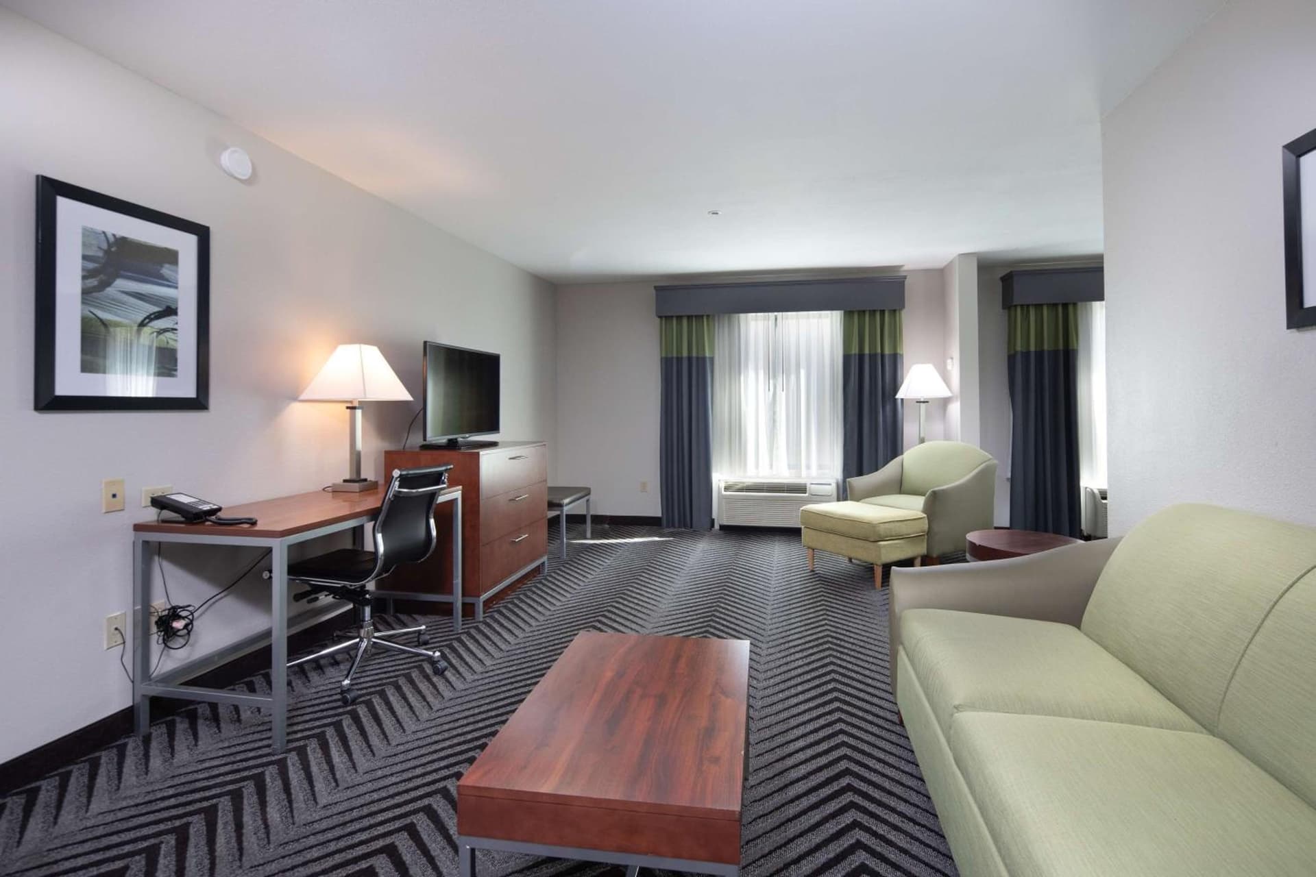 Best Western Inn & Suites San Mateo - San Francisco Airport gallery photo in San Mateo, CA — image 7