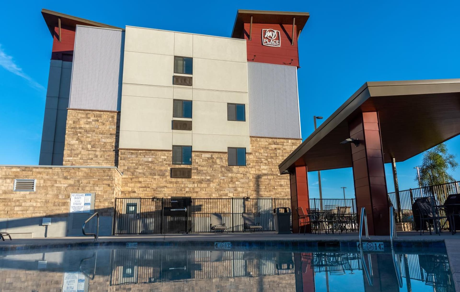 Sonesta Simply Suites Avondale featured exterior or lobby in Avondale, AZ — similar hotel