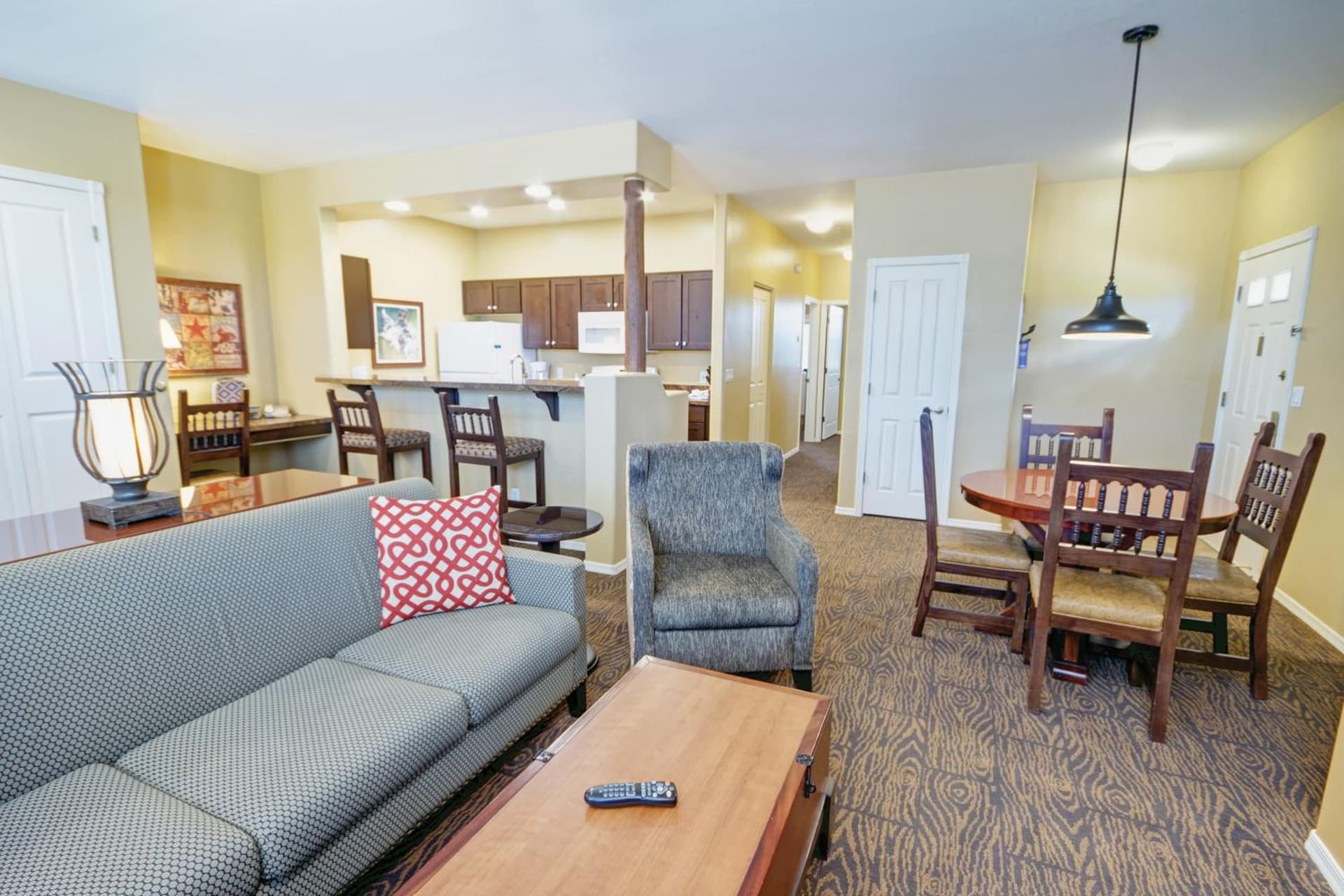 WorldMark Bison Ranch interior in Overgaard, AZ — gallery photo 2