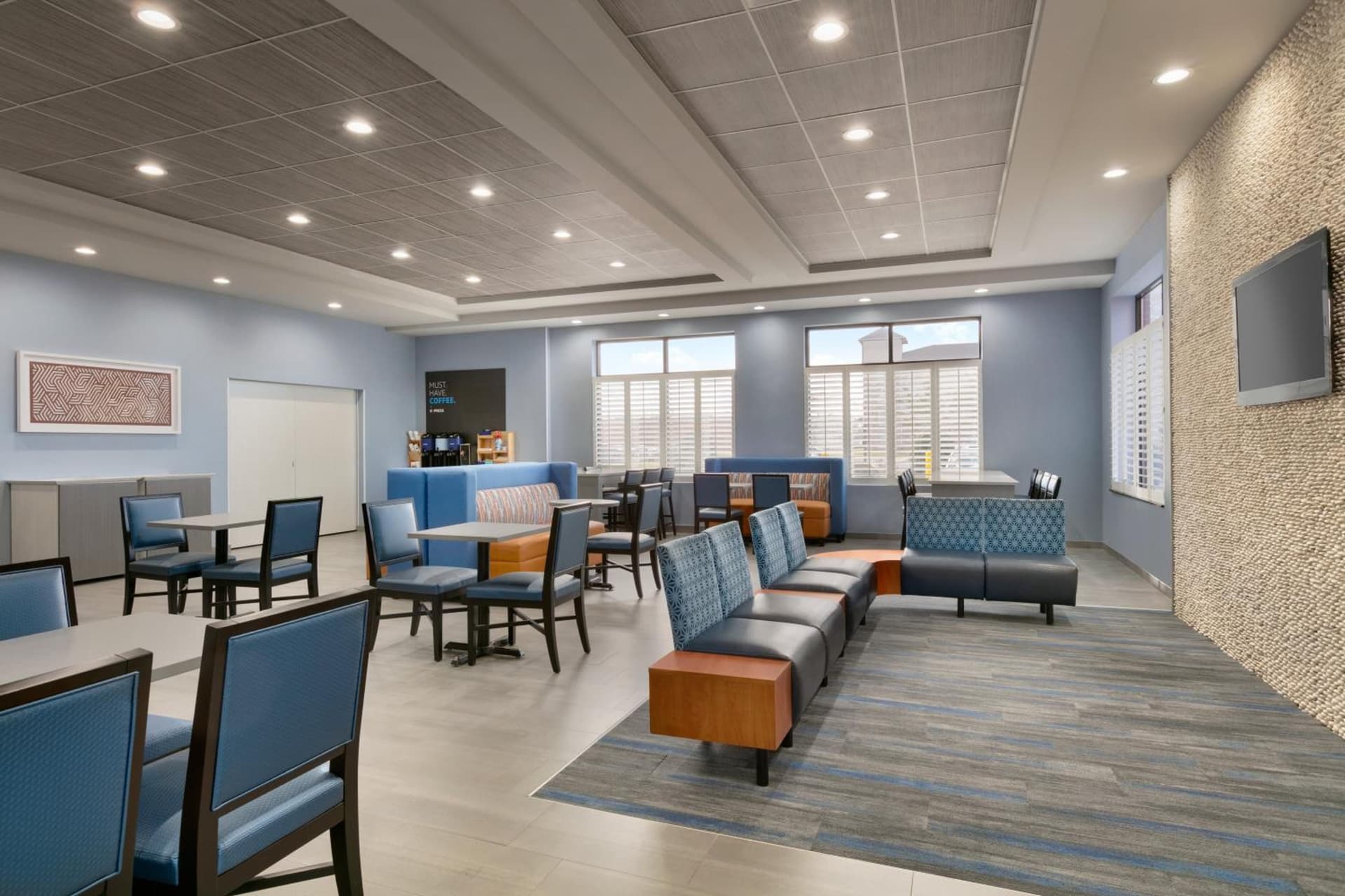 Holiday Inn Express Hotel & Suites Norfolk Airport by IHG gallery photo in Norfolk, VA — image 48