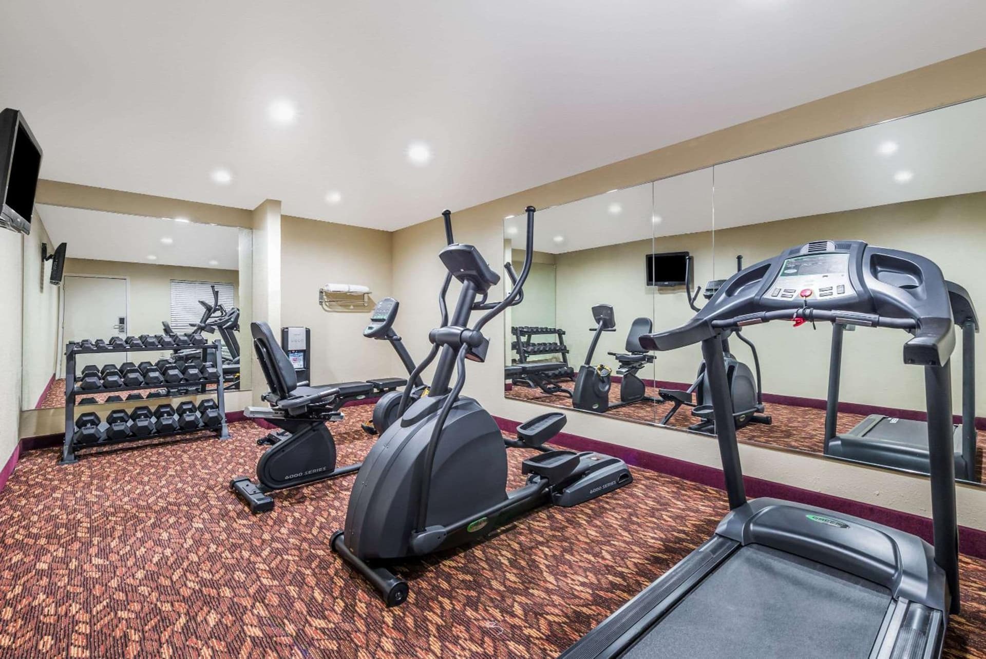 SureStay Plus by Best Western Cannon A.F.B. property views in Clovis, NM — gallery photo 3