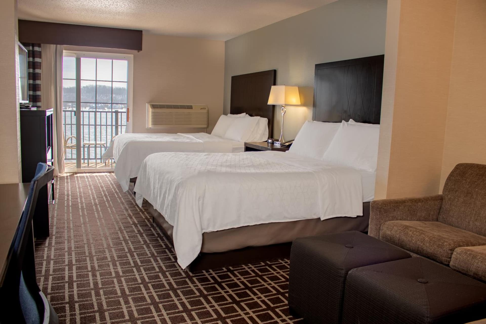 Holiday Inn Express Le Claire Riverfront-Davenport by IHG gallery photo in Le Claire, IA — image 37
