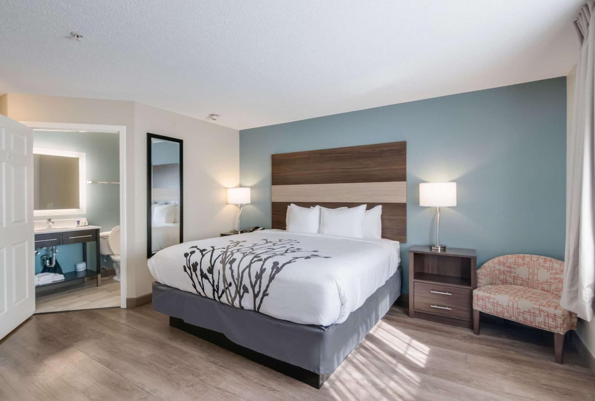 Sleep Inn & Suites Columbus near Fort Benning gallery photo in Columbus, GA — image 32