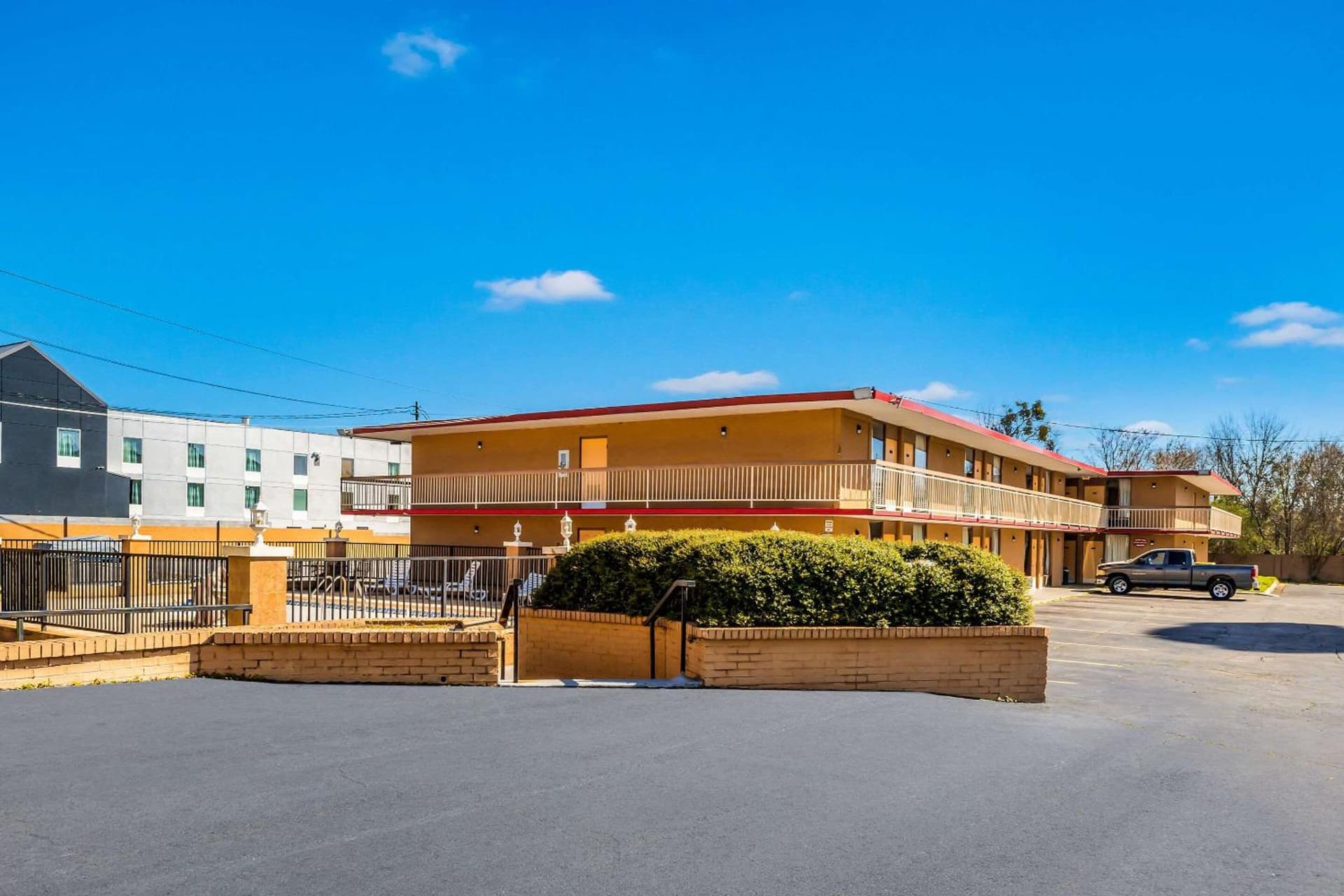 Econo Lodge Inn & Suites Macon West — hotel in Macon, Georgia
