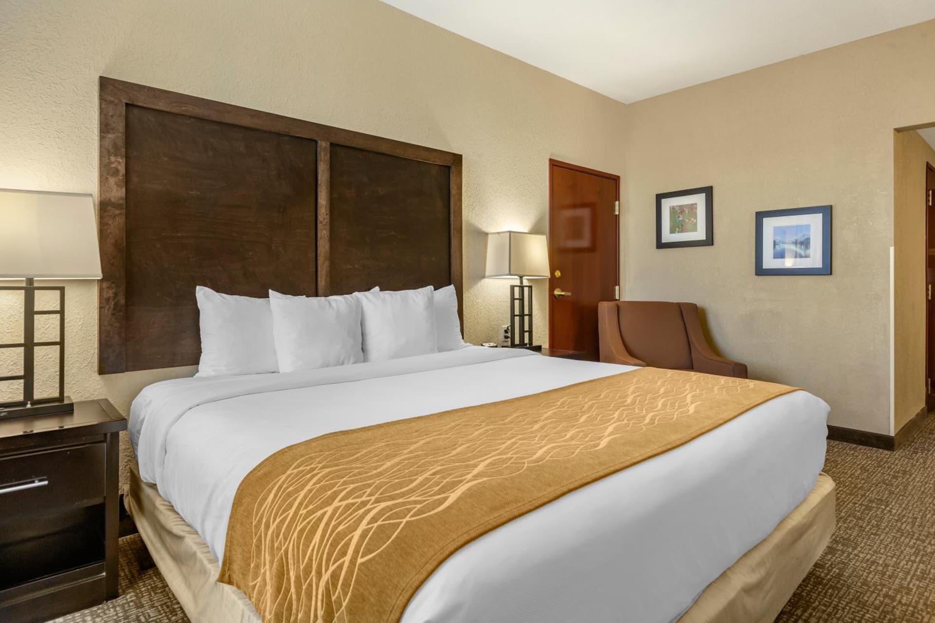 Comfort Inn & Suites Allen Park - Dearborn gallery photo in Allen Park, MI — image 6