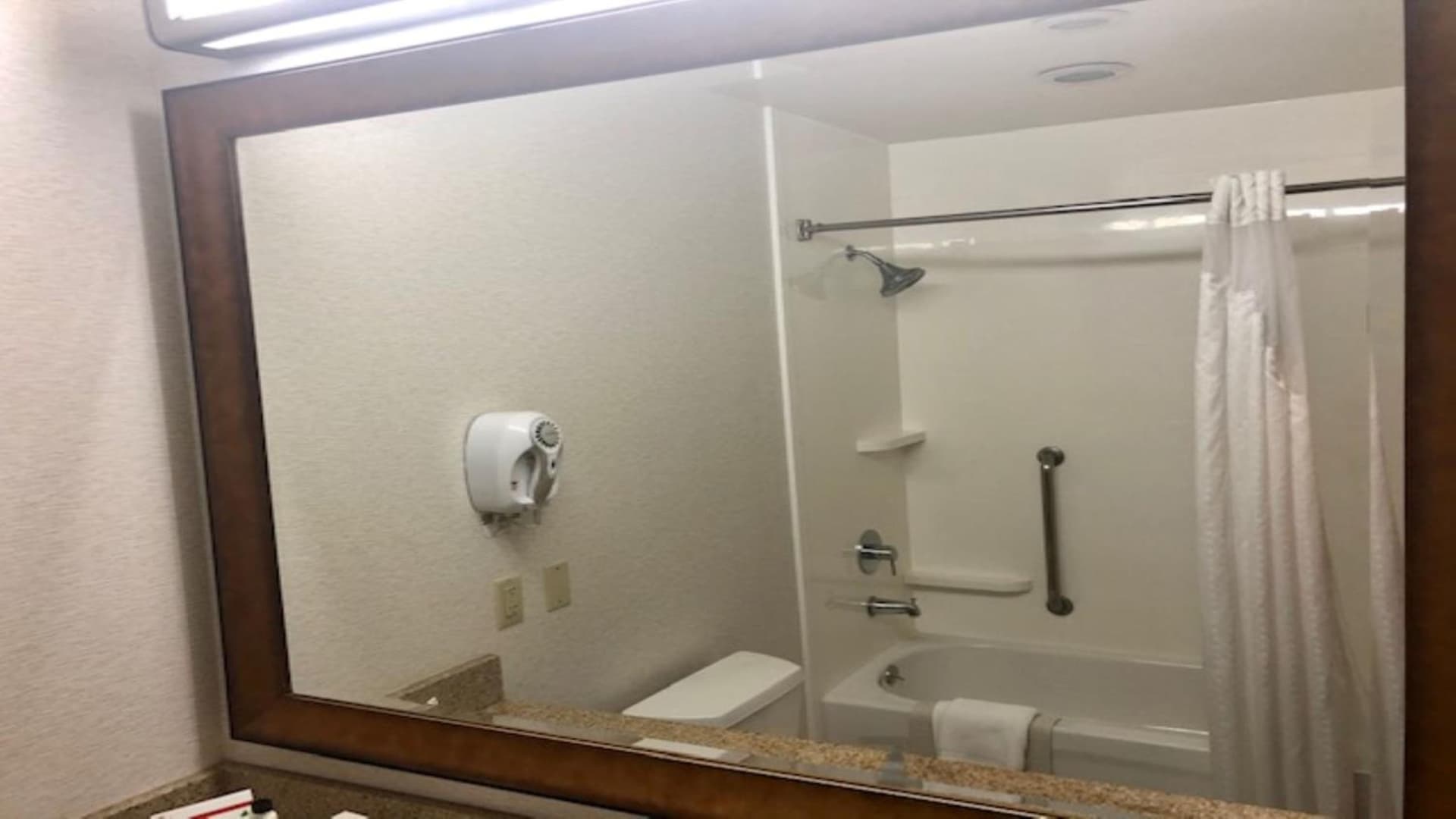 Holiday Inn Express Berkeley by IHG gallery photo in Berkeley, CA — image 159