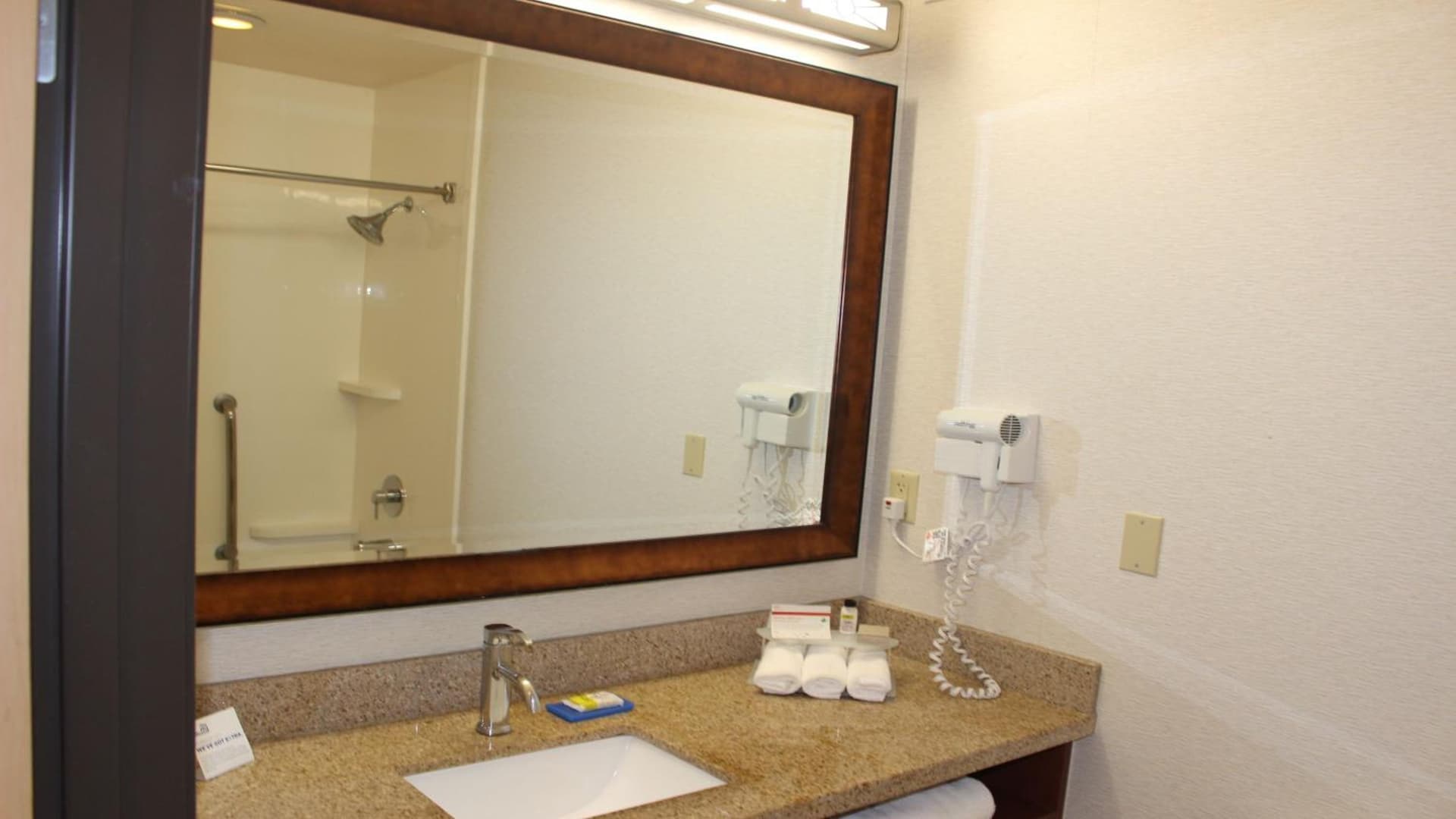 Holiday Inn Express Berkeley by IHG gallery photo in Berkeley, CA — image 107
