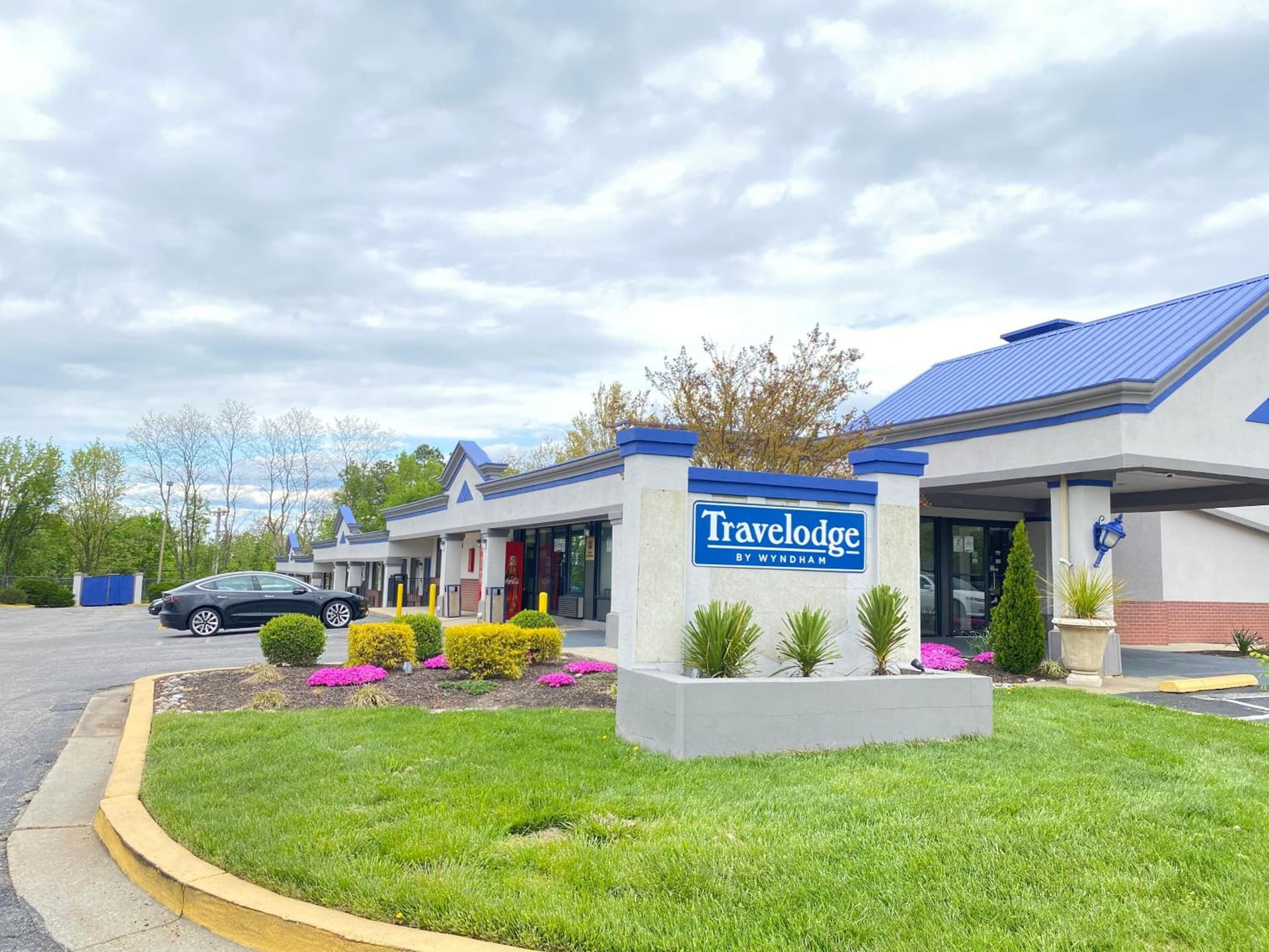 Travelodge by Wyndham Laurel Ft Meade Near NSA interior in Laurel, MD — gallery photo 2