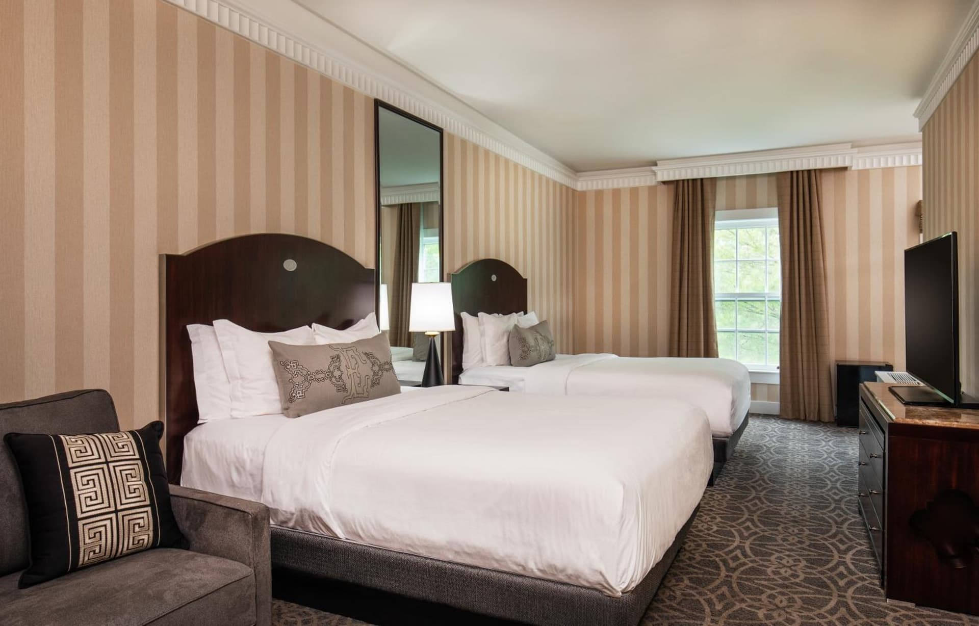 The Equinox Golf Resort & Spa gallery photo in Manchester — image 115