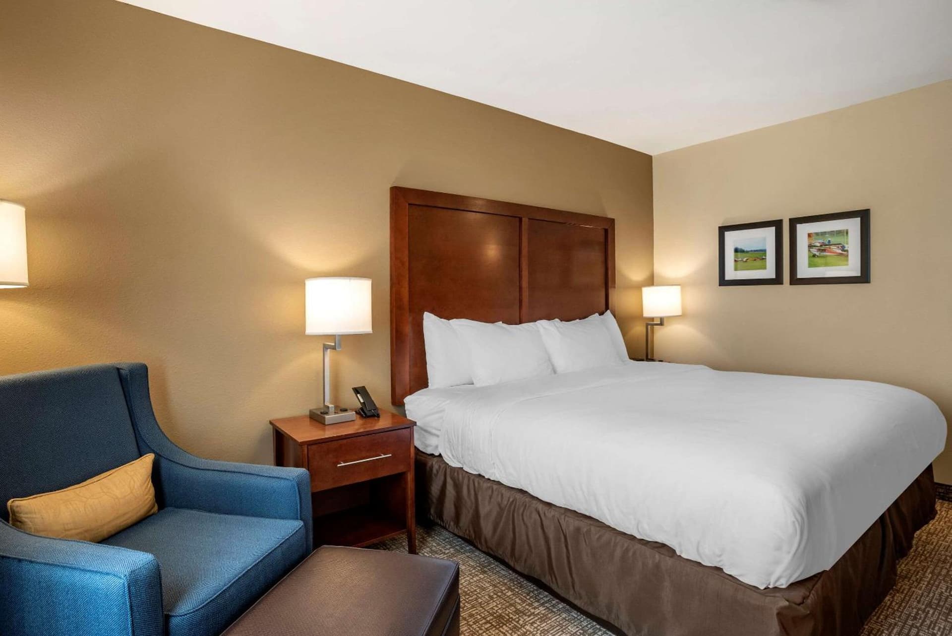 Comfort Inn & Suites Harrisonburg property views in Harrisonburg, VA — gallery photo 3