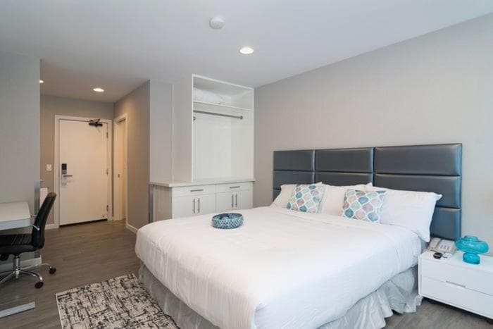 Sands Of La Jolla interior in San Diego, CA — gallery photo 2
