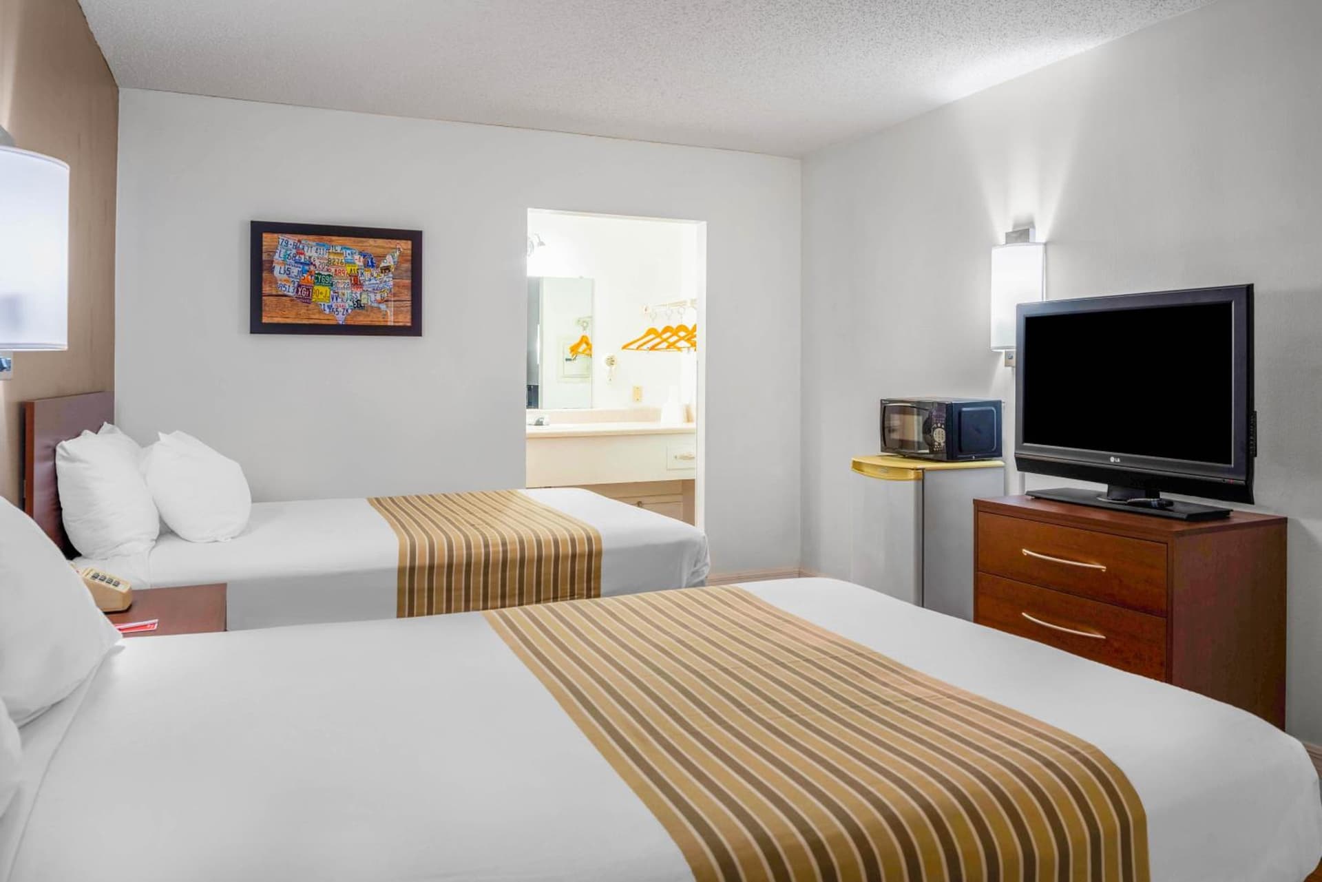 Econo Lodge Crystal River gallery photo in Crystal River, FL — image 22