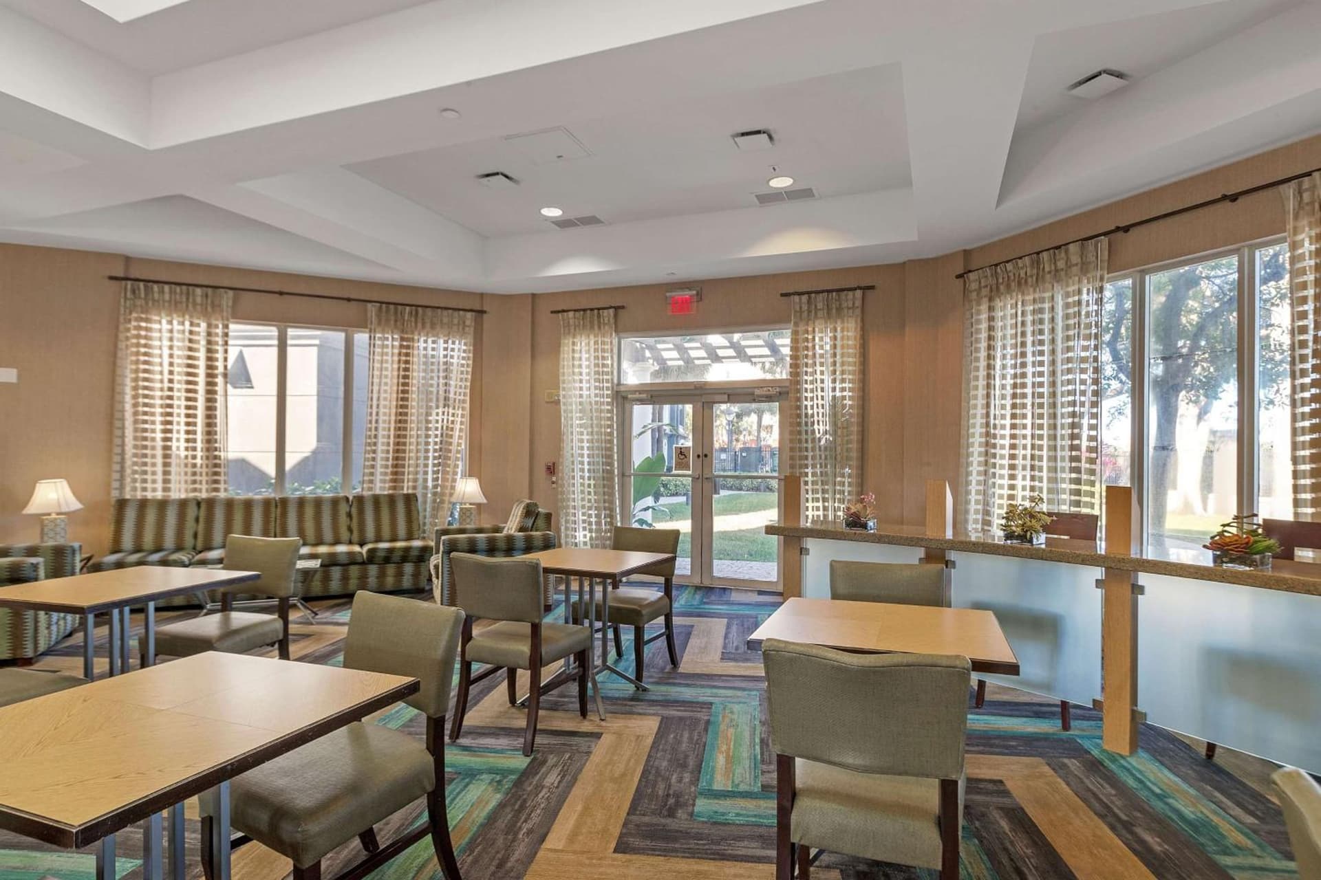 La Quinta by Wyndham Ft. Lauderdale Airport gallery photo in Hollywood, FL — image 26