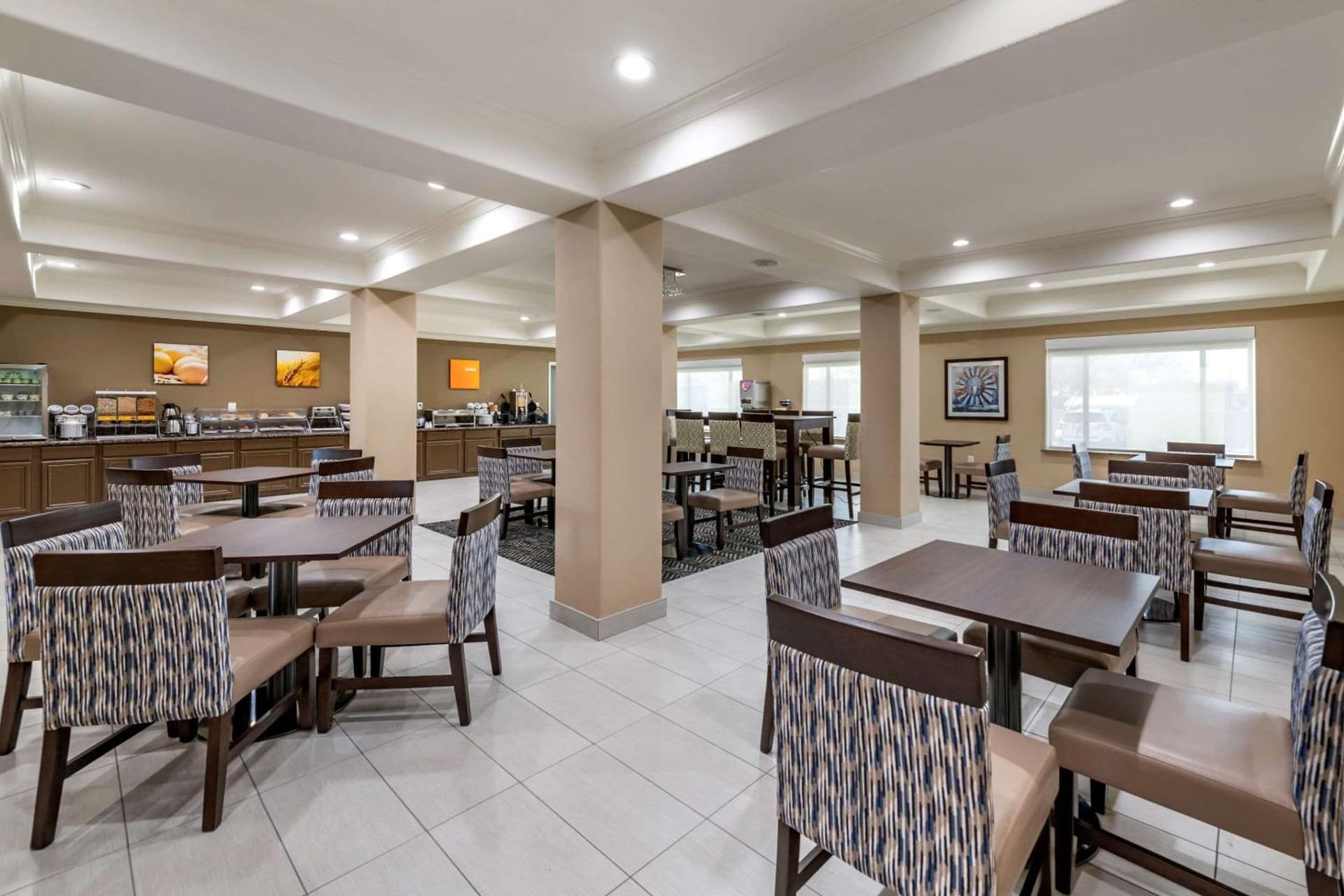 Comfort Inn & Suites Lubbock West gallery photo in Lubbock, TX — image 11