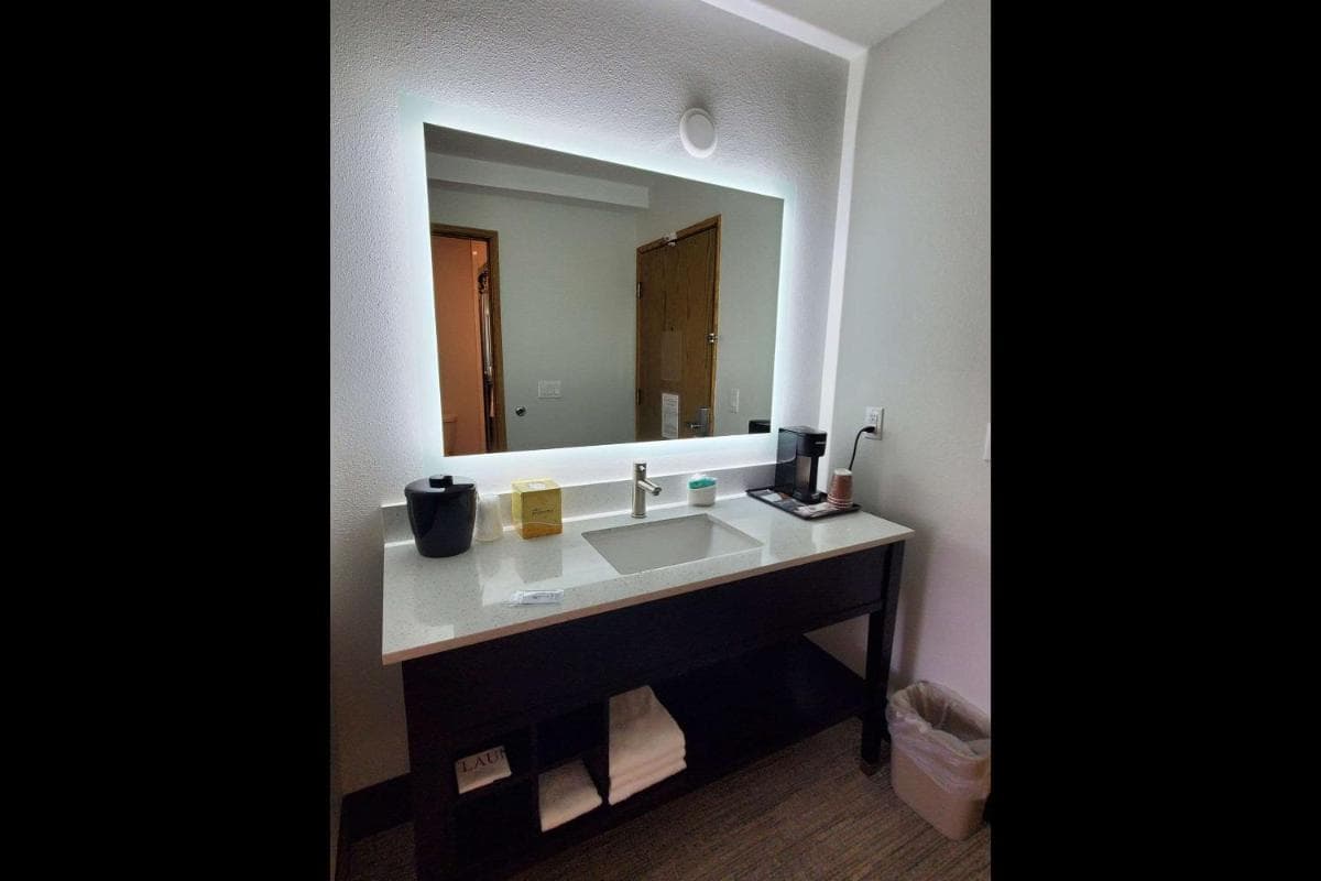 Hotel Thea Tacoma, Ascend Hotel Collection gallery photo in Tacoma, WA — image 4