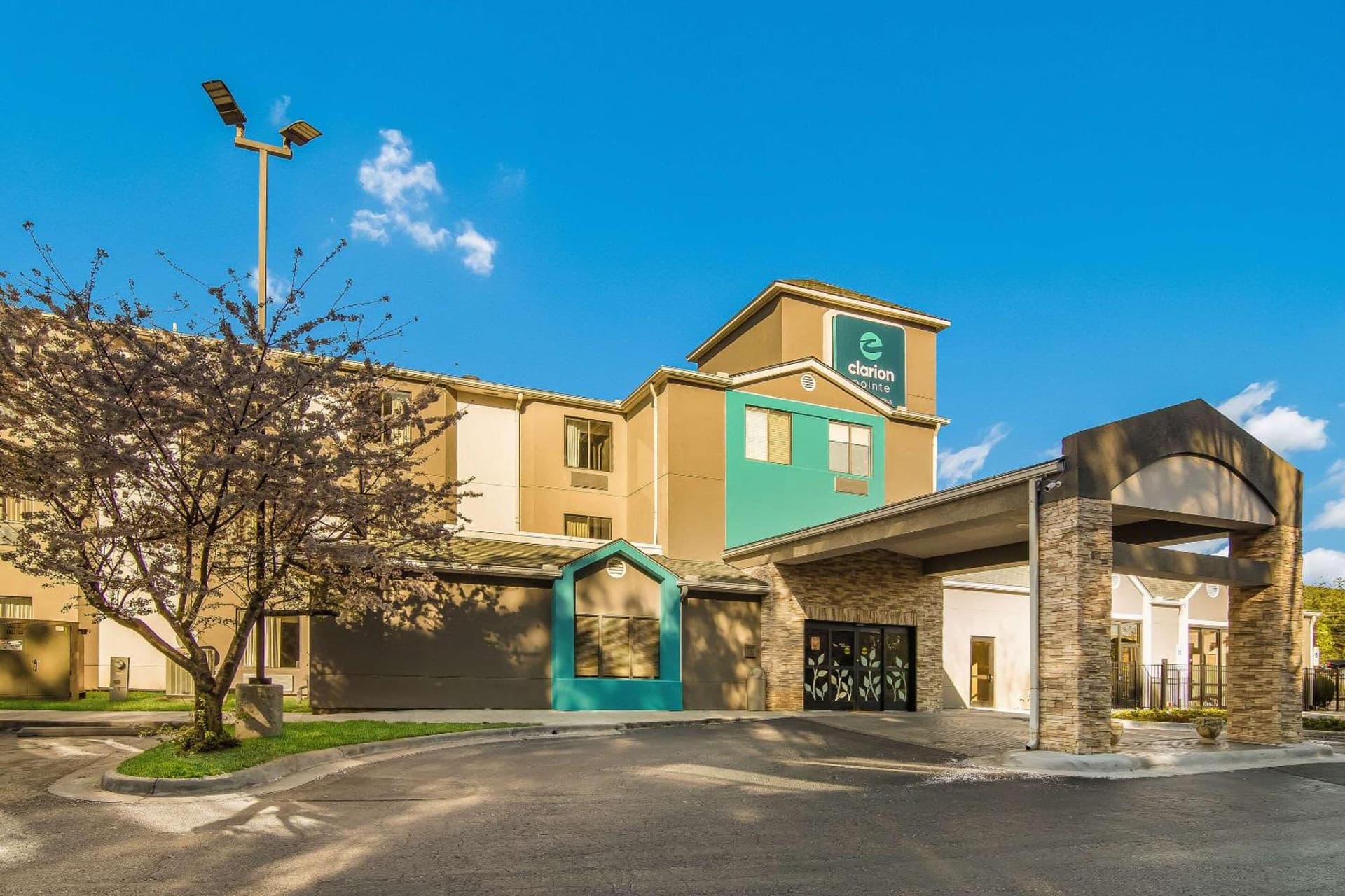Clarion Pointe Wake Forest - Raleigh North featured exterior or lobby in Wake Forest, NC — similar hotel