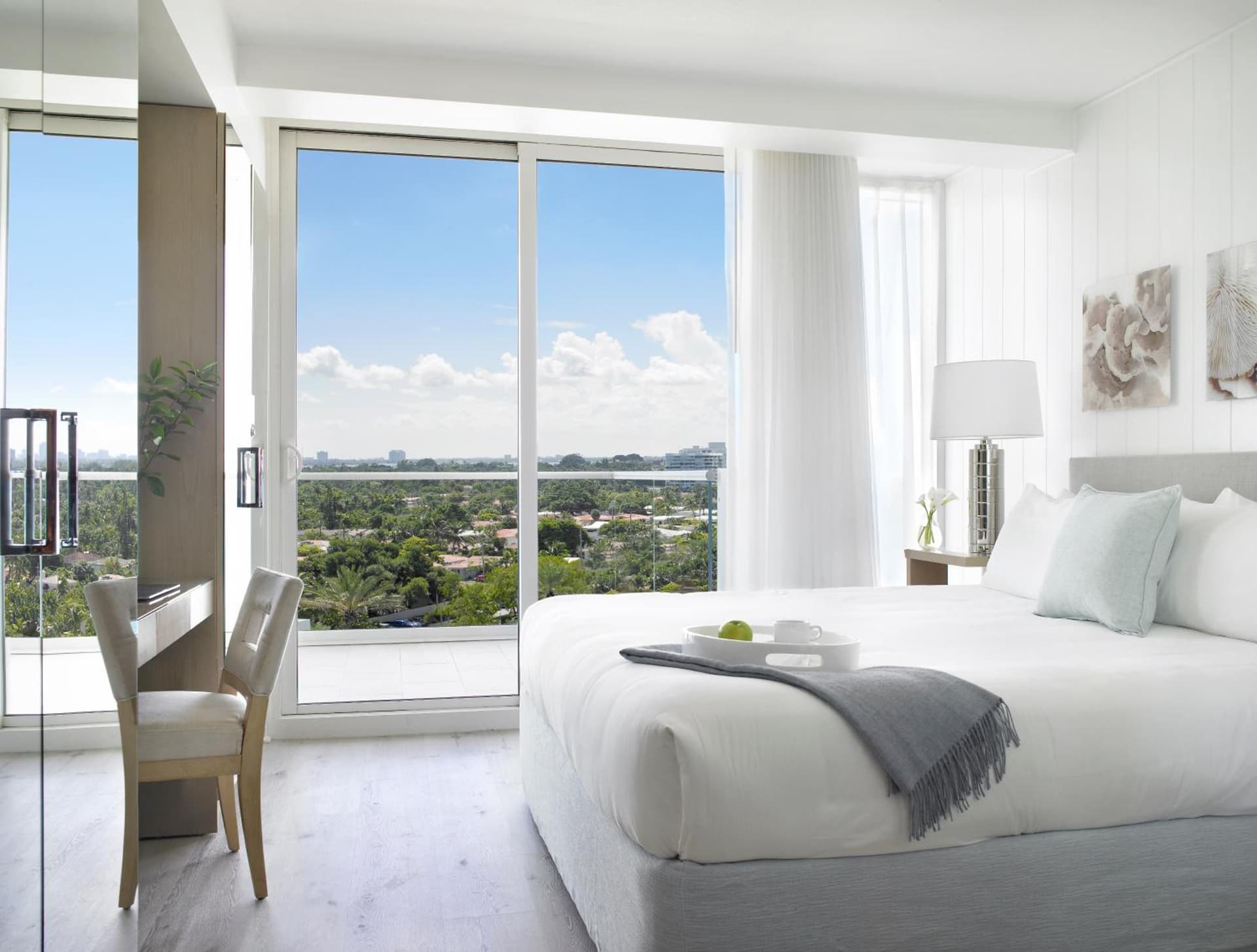 Grand Beach Hotel Surfside gallery photo in Miami Beach, FL — image 4