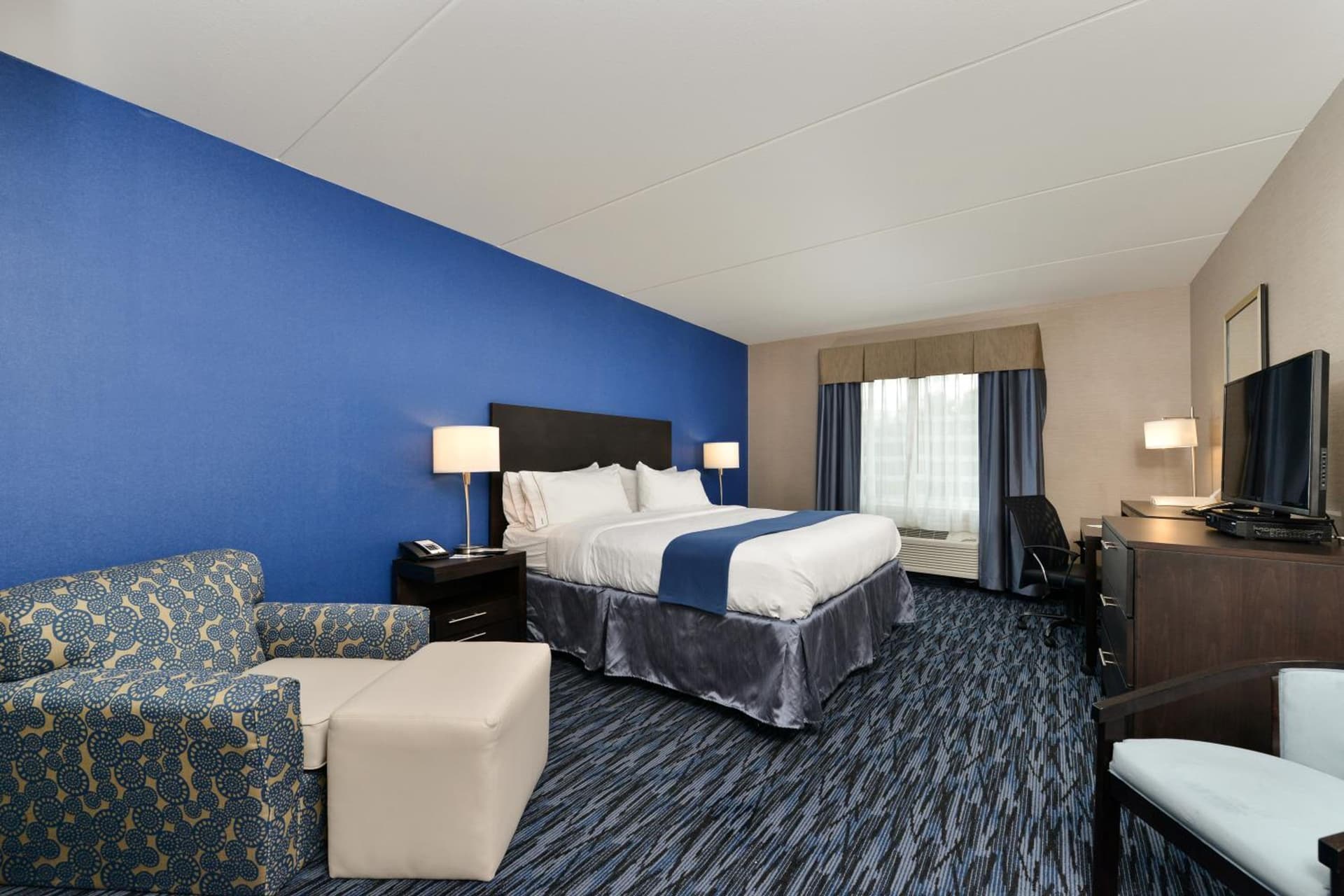Holiday Inn Express & Suites Peekskill-Lower Hudson Valley by IHG gallery photo in Peekskill, NY — image 16