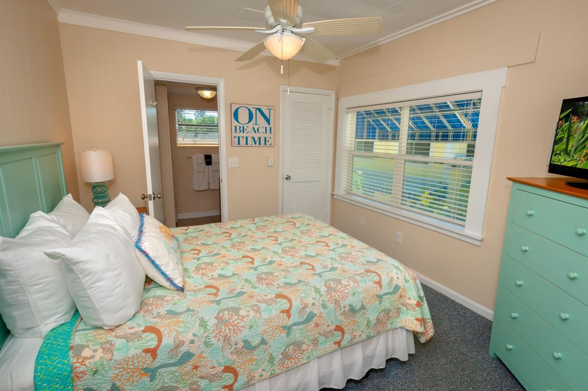 Cedar Cove Resort & Cottages gallery photo in Holmes Beach, FL — image 56