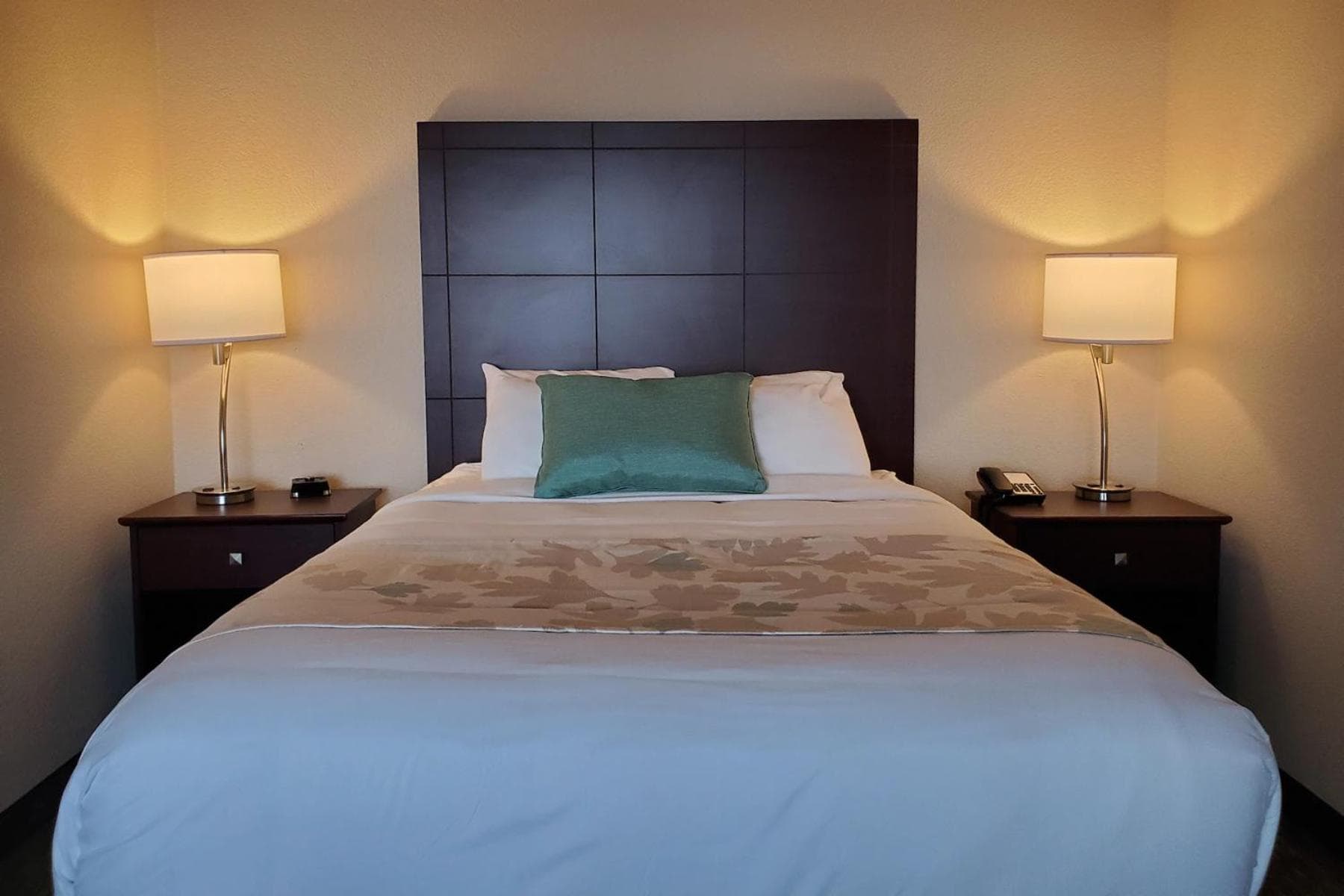 Cobblestone Suites - Oshkosh gallery photo in Oshkosh, WI — image 15