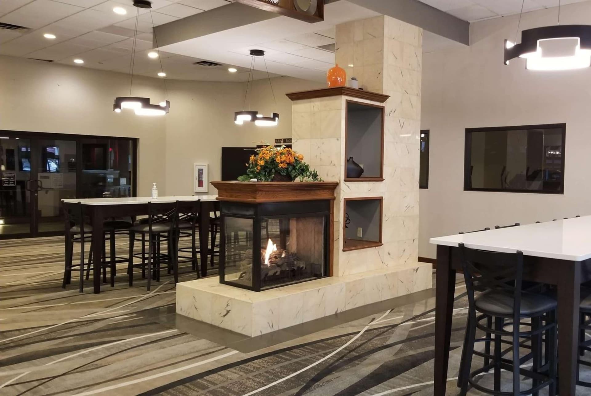 Howard Johnson by Wyndham Lima property views in Lima, OH — gallery photo 3