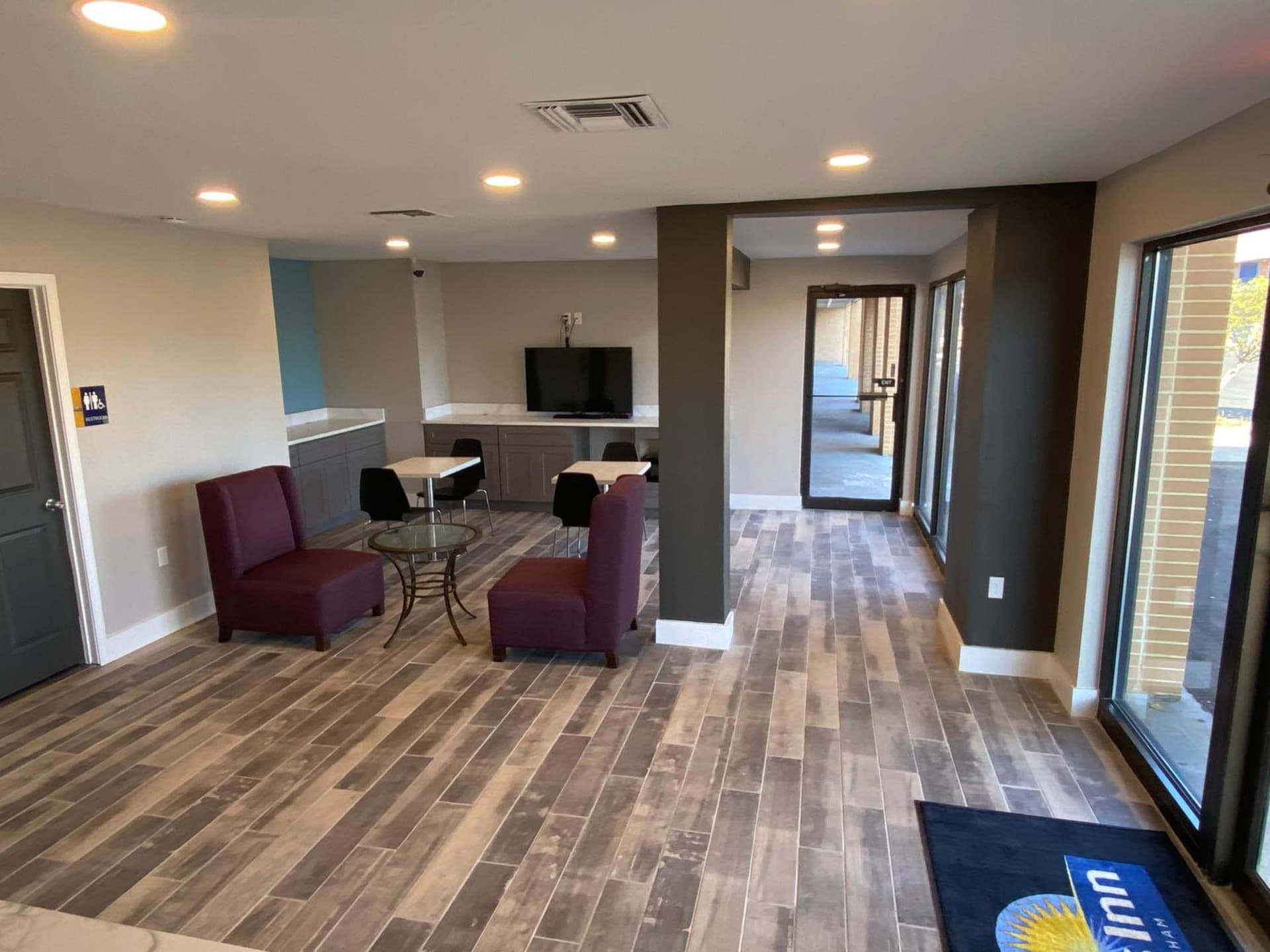 HomeLodge Newnan property views in Newnan, GA — gallery photo 3
