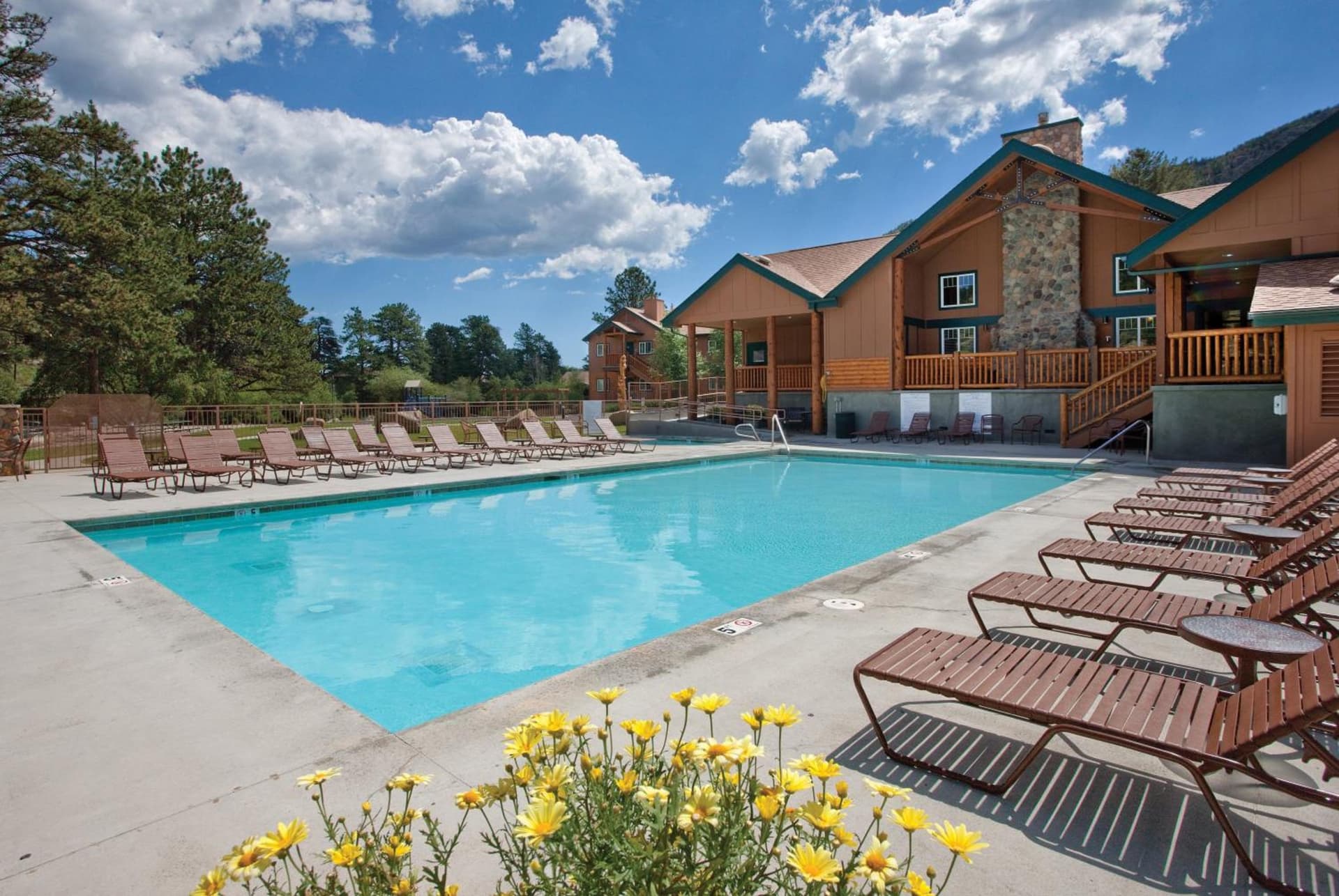 WorldMark Estes Park property views in Estes Park, CO — gallery photo 3