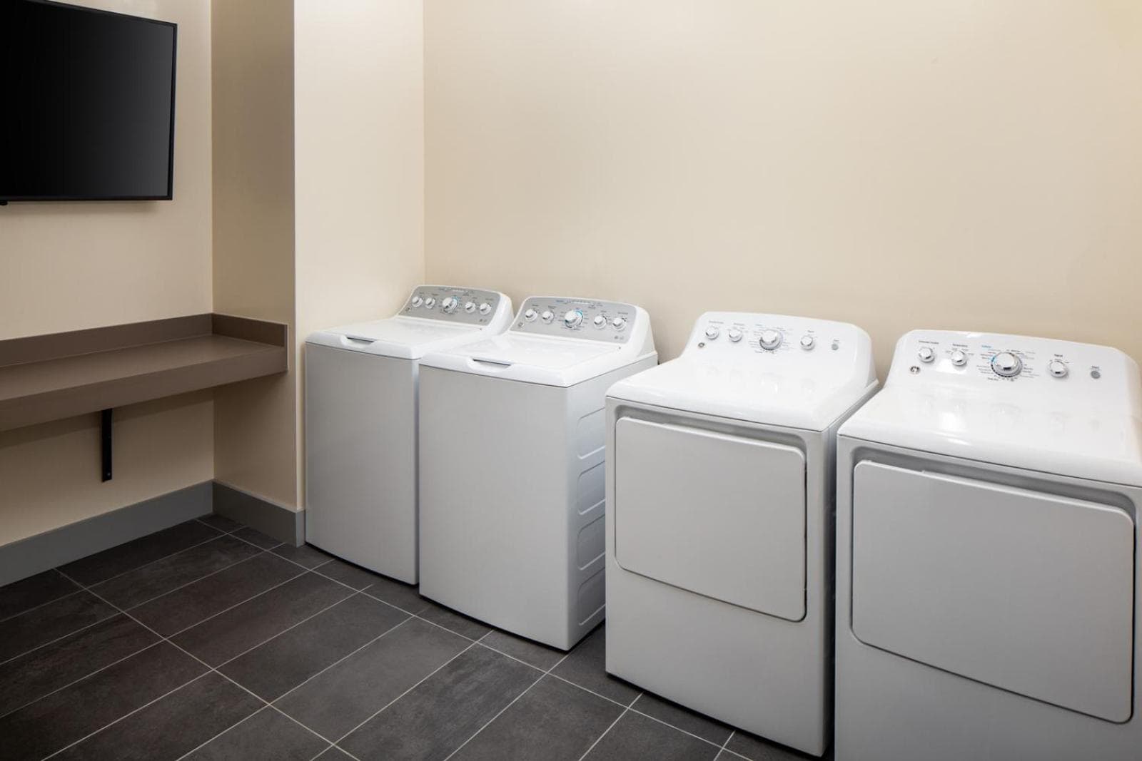 Hyatt House Tallahassee Capitol University gallery photo in Tallahassee, FL — image 17