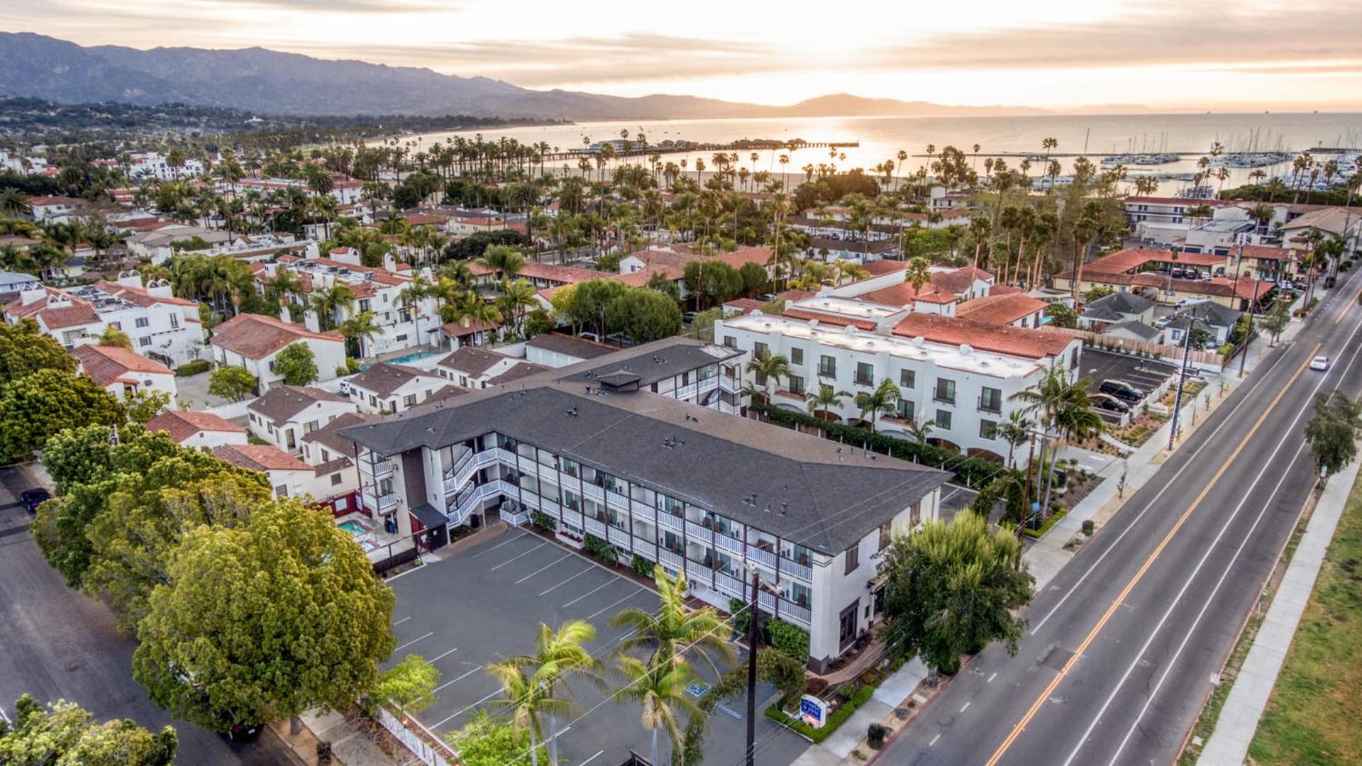 Avania Inn of Santa Barbara gallery photo in Santa Barbara, CA — image 28