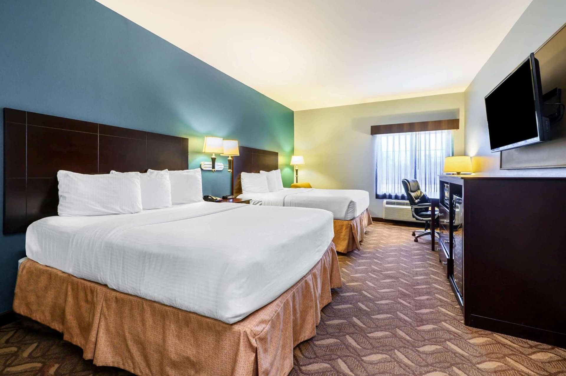 La Quinta Inn & Suites by Wyndham Longview North gallery photo in Longview, TX — image 5