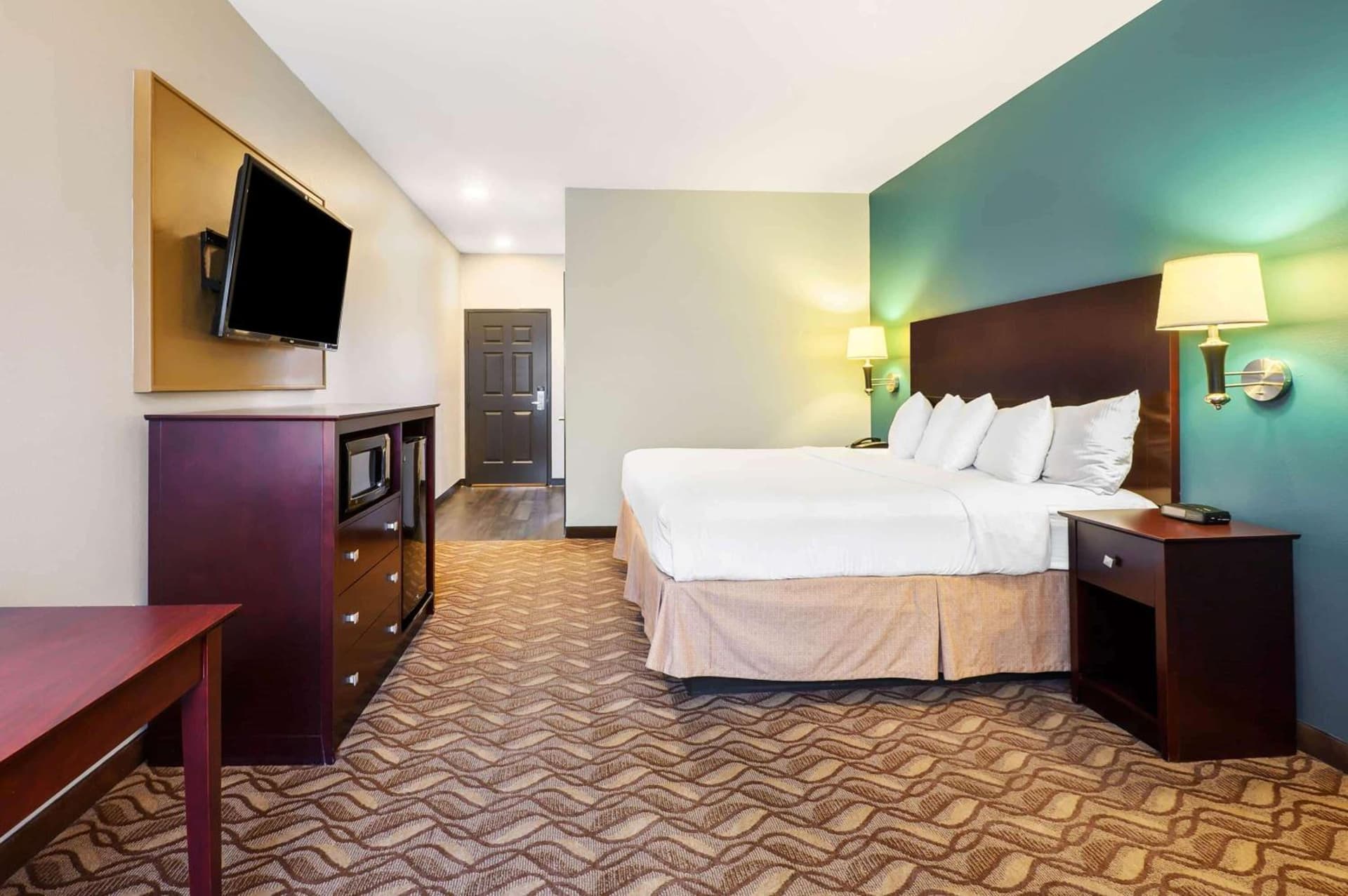 La Quinta Inn & Suites by Wyndham Longview North gallery photo in Longview, TX — image 8