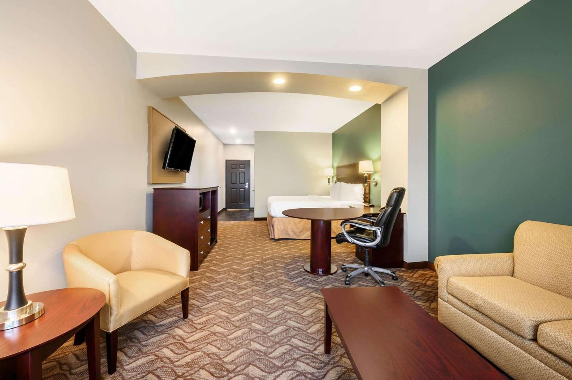 La Quinta Inn & Suites by Wyndham Longview North gallery photo in Longview, TX — image 23