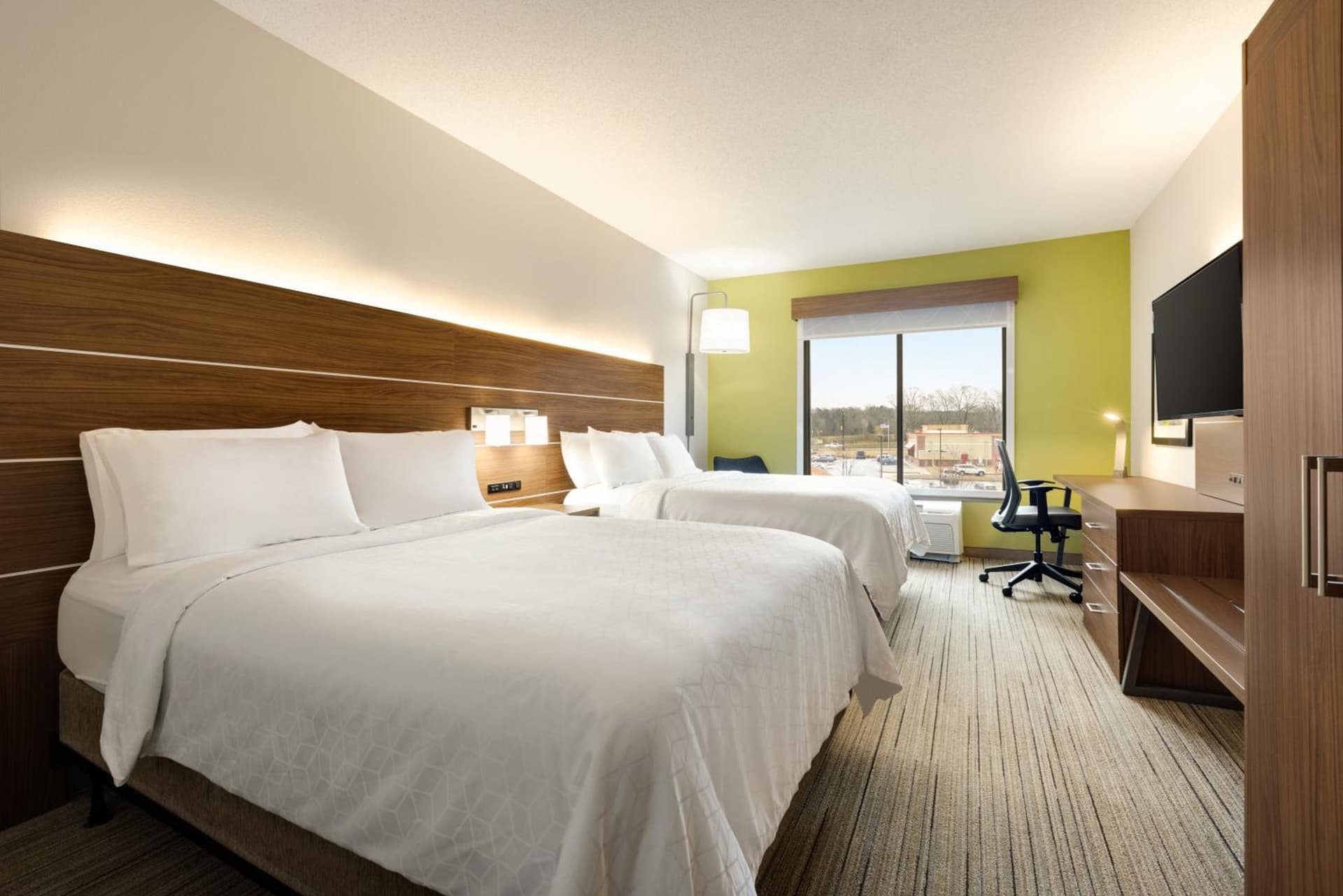 Holiday Inn Express Hotel & Suites Opelika Auburn by IHG gallery photo in Opelika, AL — image 8