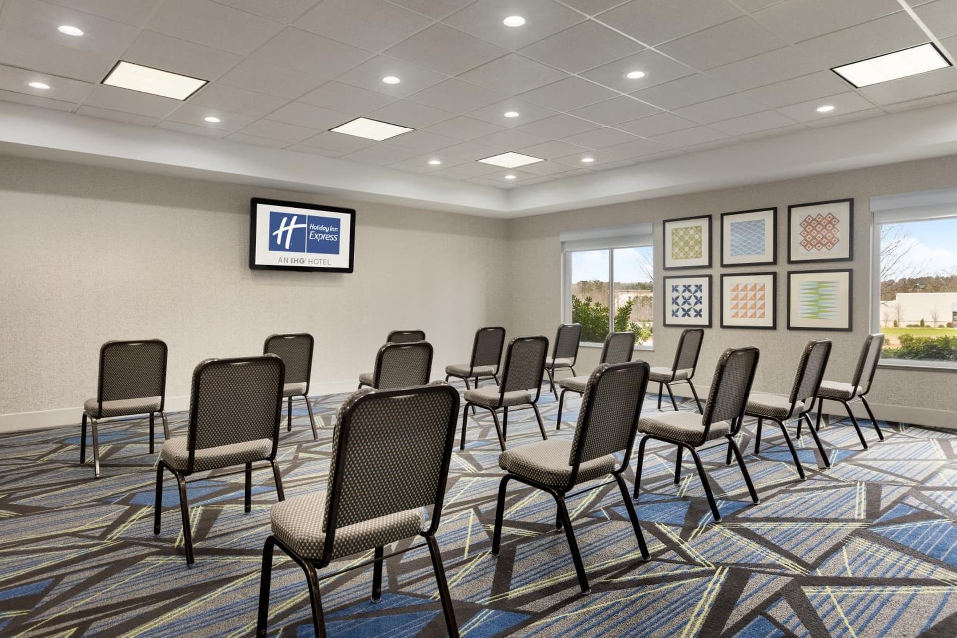 Holiday Inn Express Hotel & Suites Opelika Auburn by IHG gallery photo in Opelika, AL — image 53