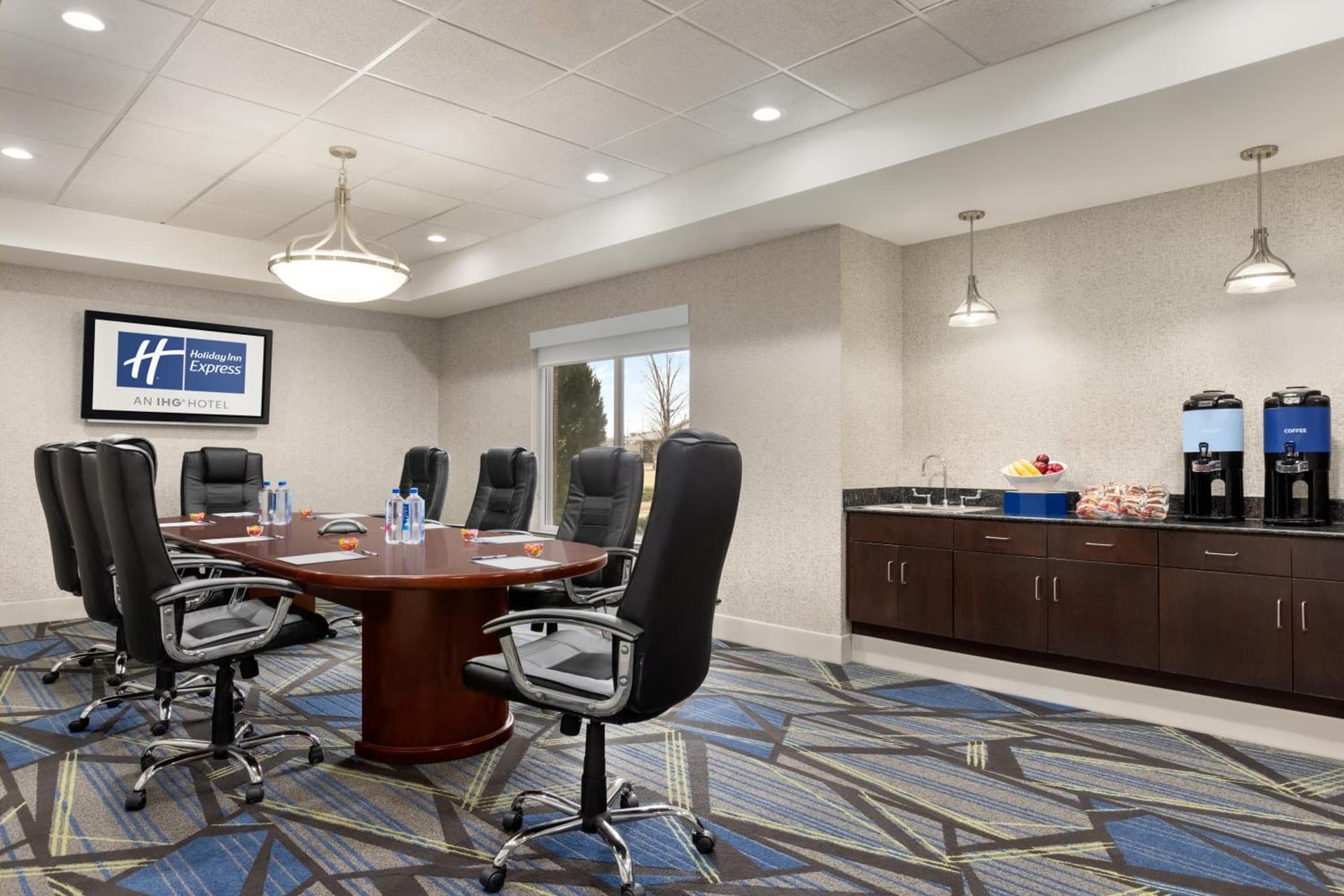 Holiday Inn Express Hotel & Suites Opelika Auburn by IHG gallery photo in Opelika, AL — image 81