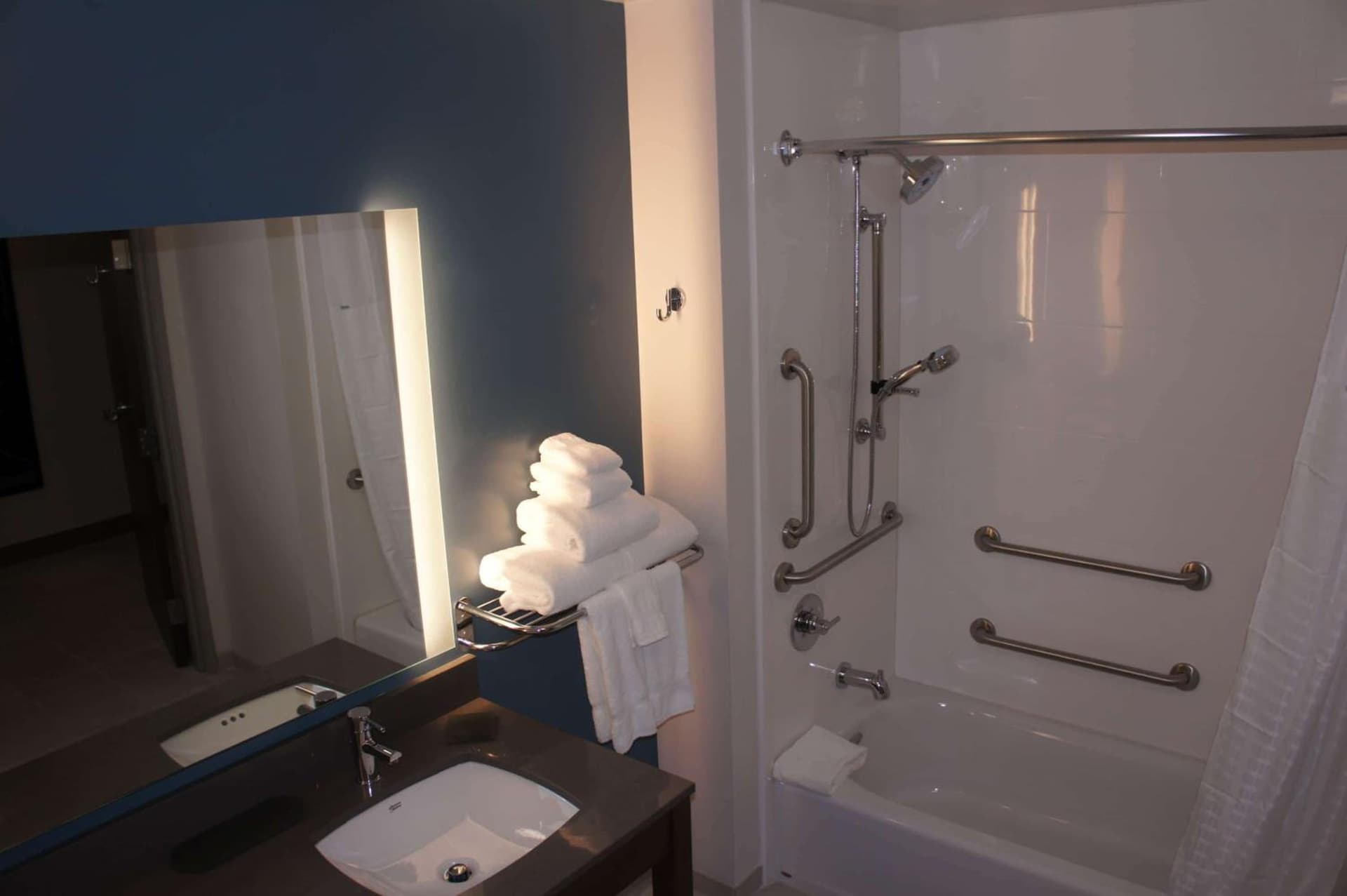La Quinta Inn & Suites by Wyndham Littleton-Red Rocks gallery photo in Littleton, CO — image 23