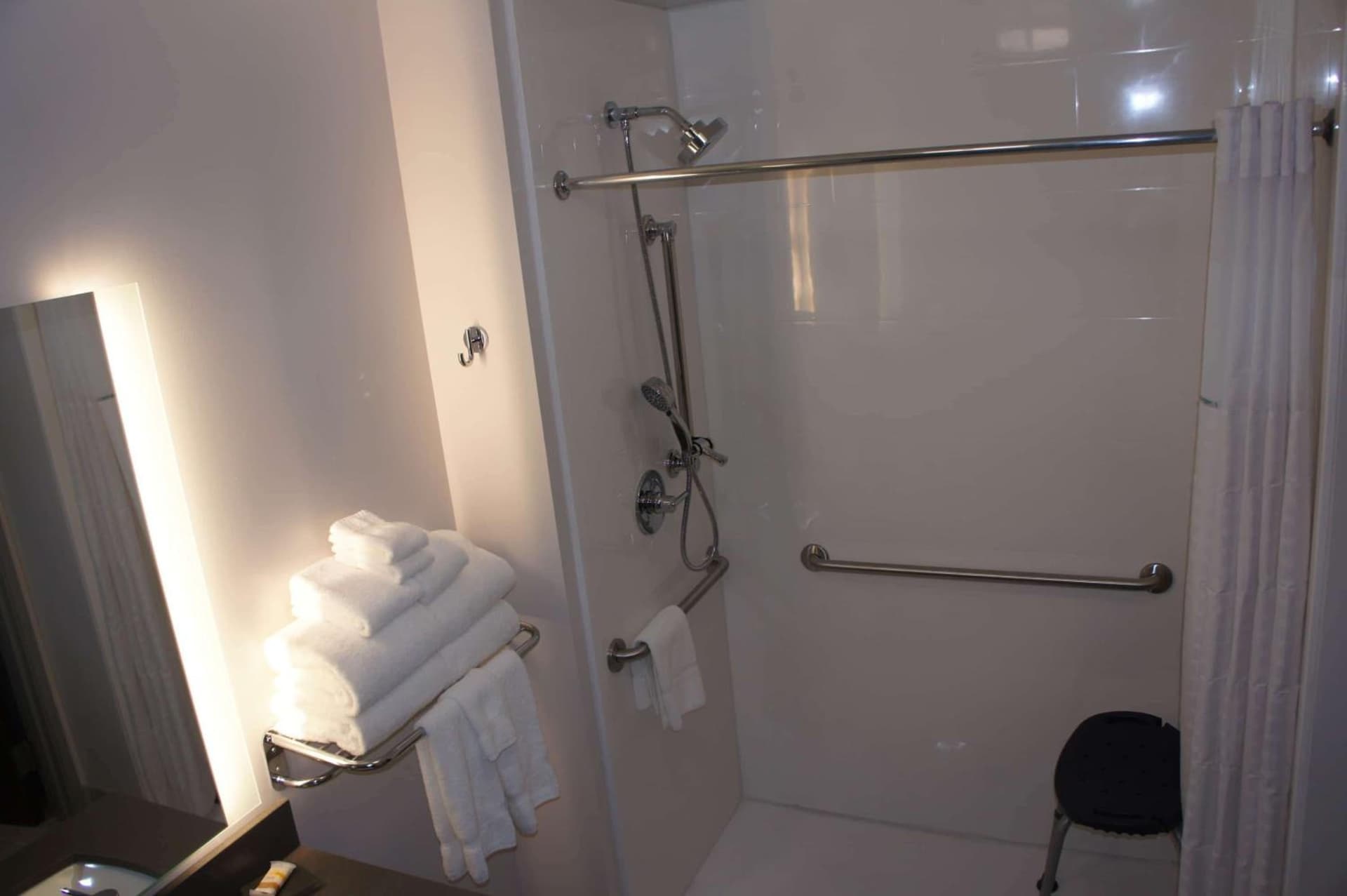 La Quinta Inn & Suites by Wyndham Littleton-Red Rocks gallery photo in Littleton, CO — image 5