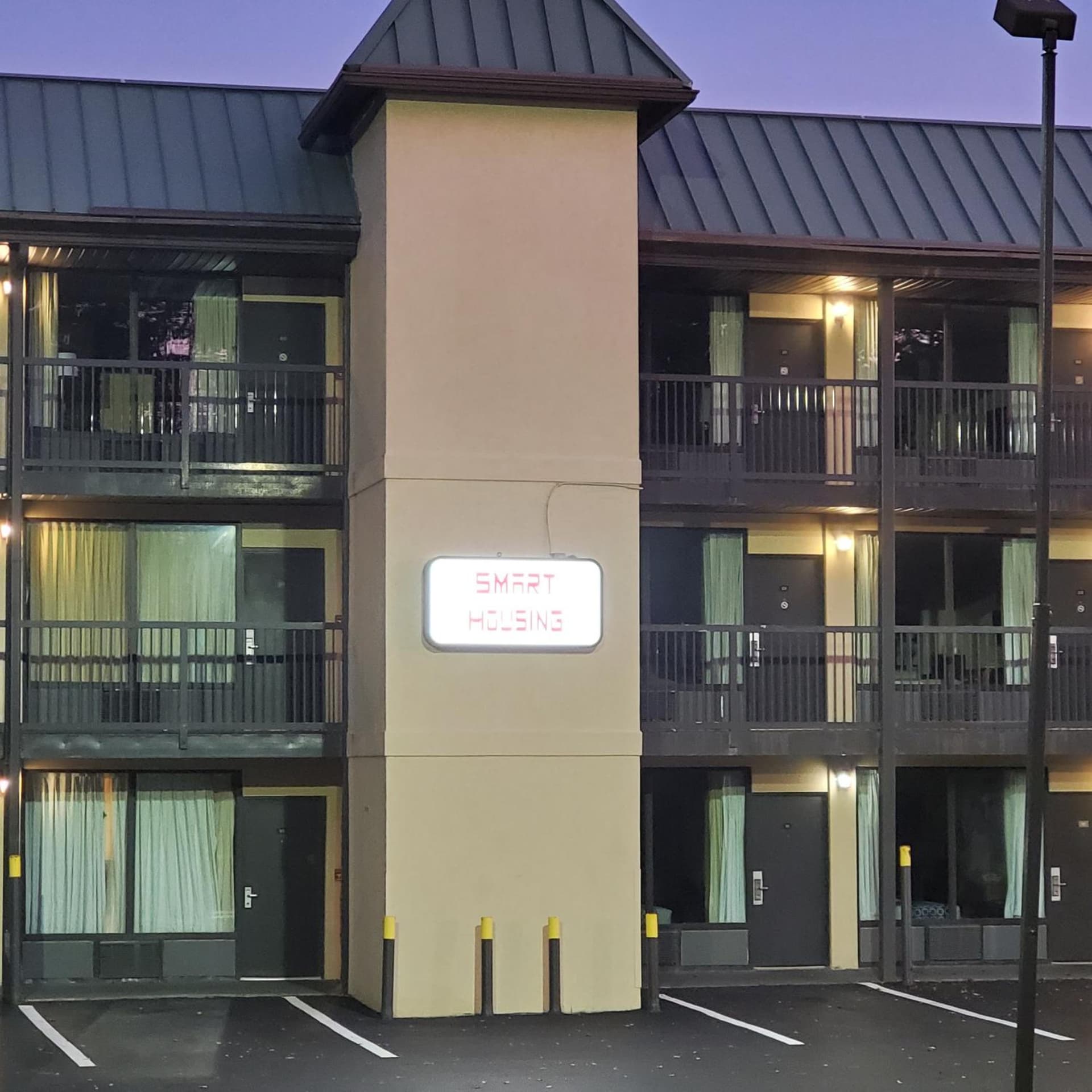 Smart Extended Stay interior in Beckley, WV — gallery photo 2