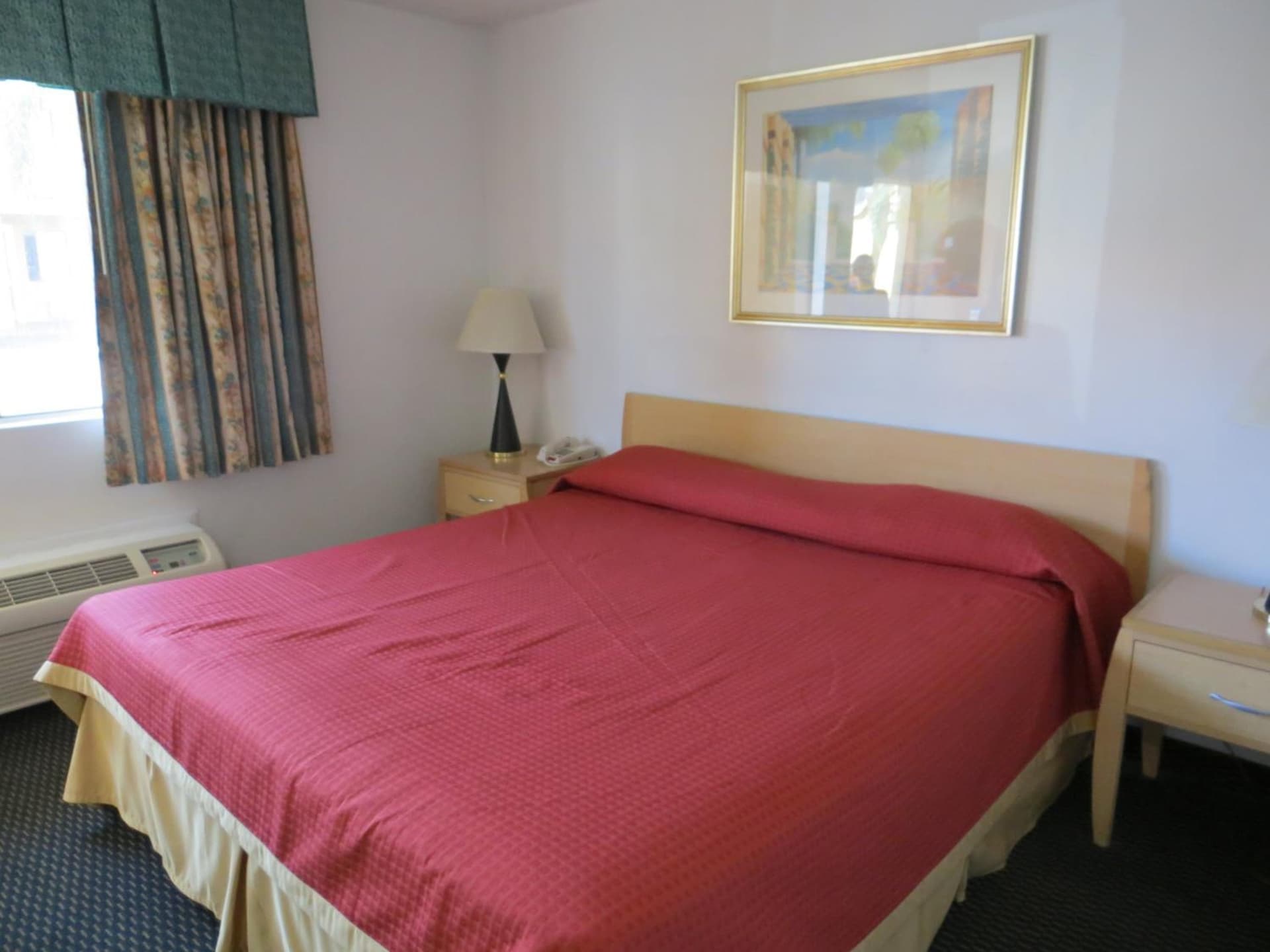 Riverside Inn & Suites gallery photo in Riverside, CA — image 32