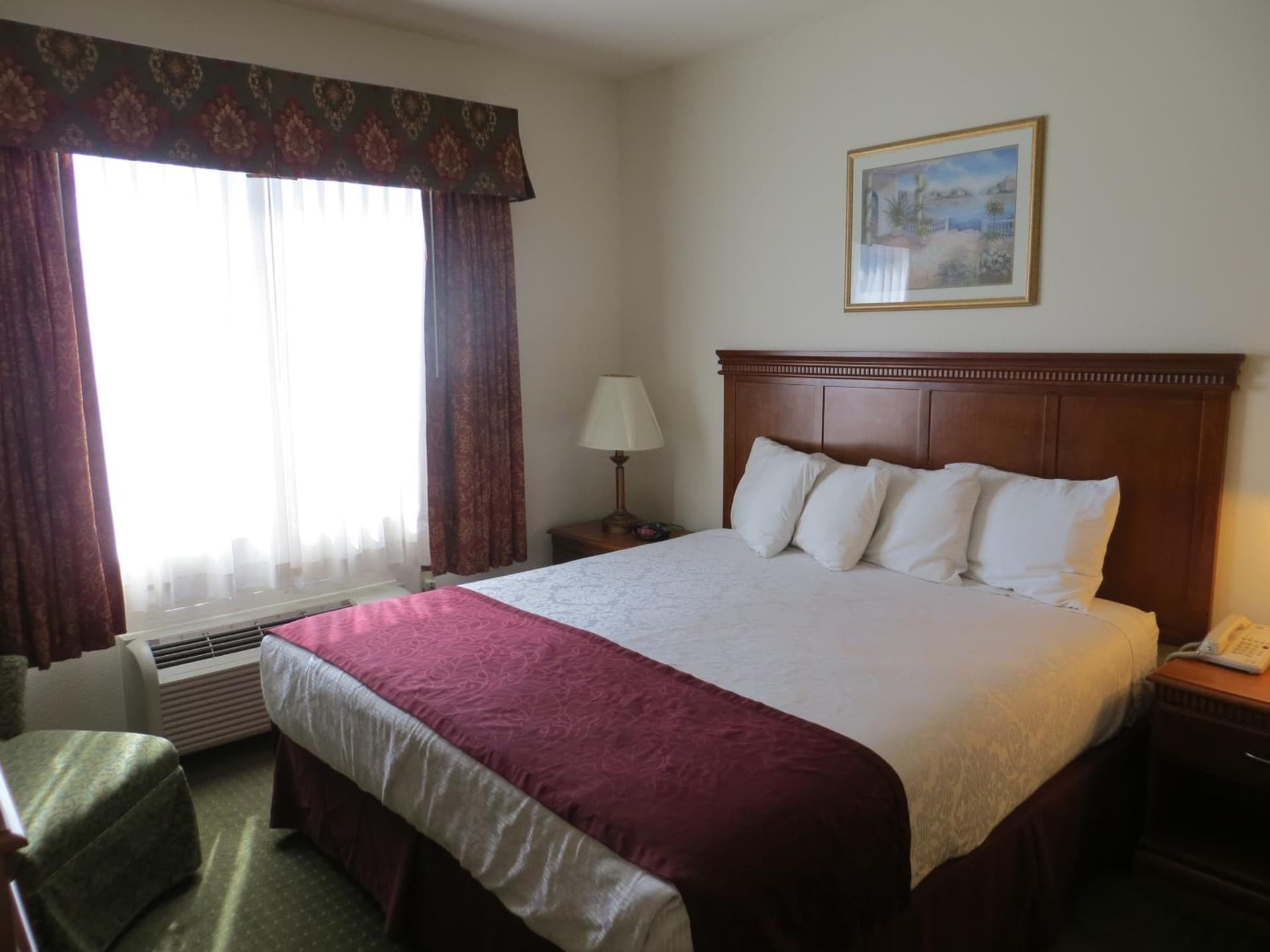 Best Western Plus Lake Elsinore Inn & Suites gallery photo in Lake Elsinore, CA — image 20