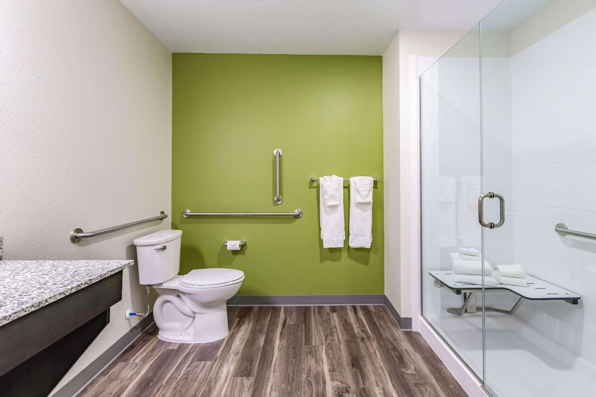 Sleep Inn & Suites Mt Hope near Auction & Event Center gallery photo in Millersburg, OH — image 34