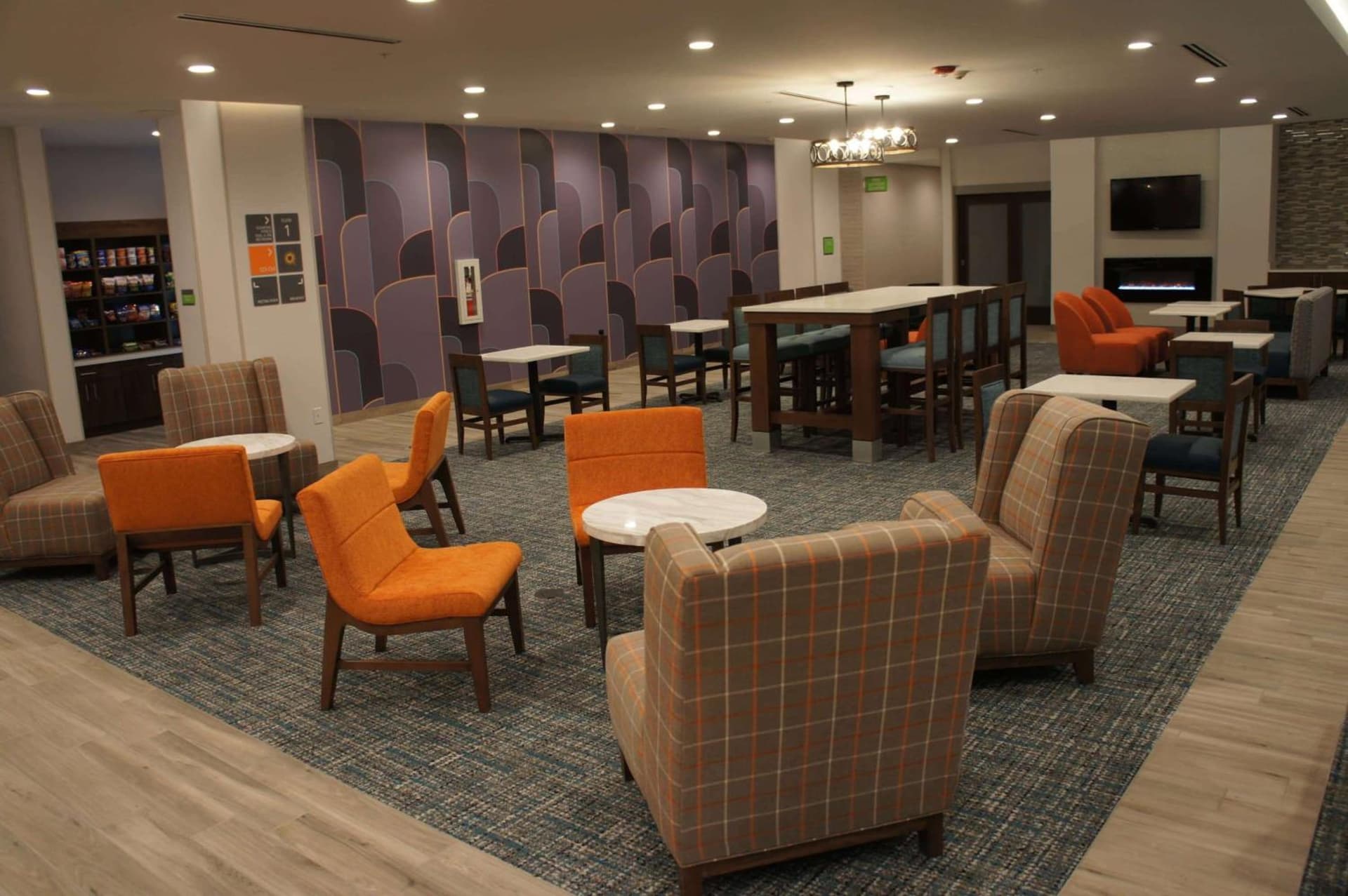 La Quinta Inn & Suites by Wyndham Littleton-Red Rocks gallery photo in Littleton, CO — image 8