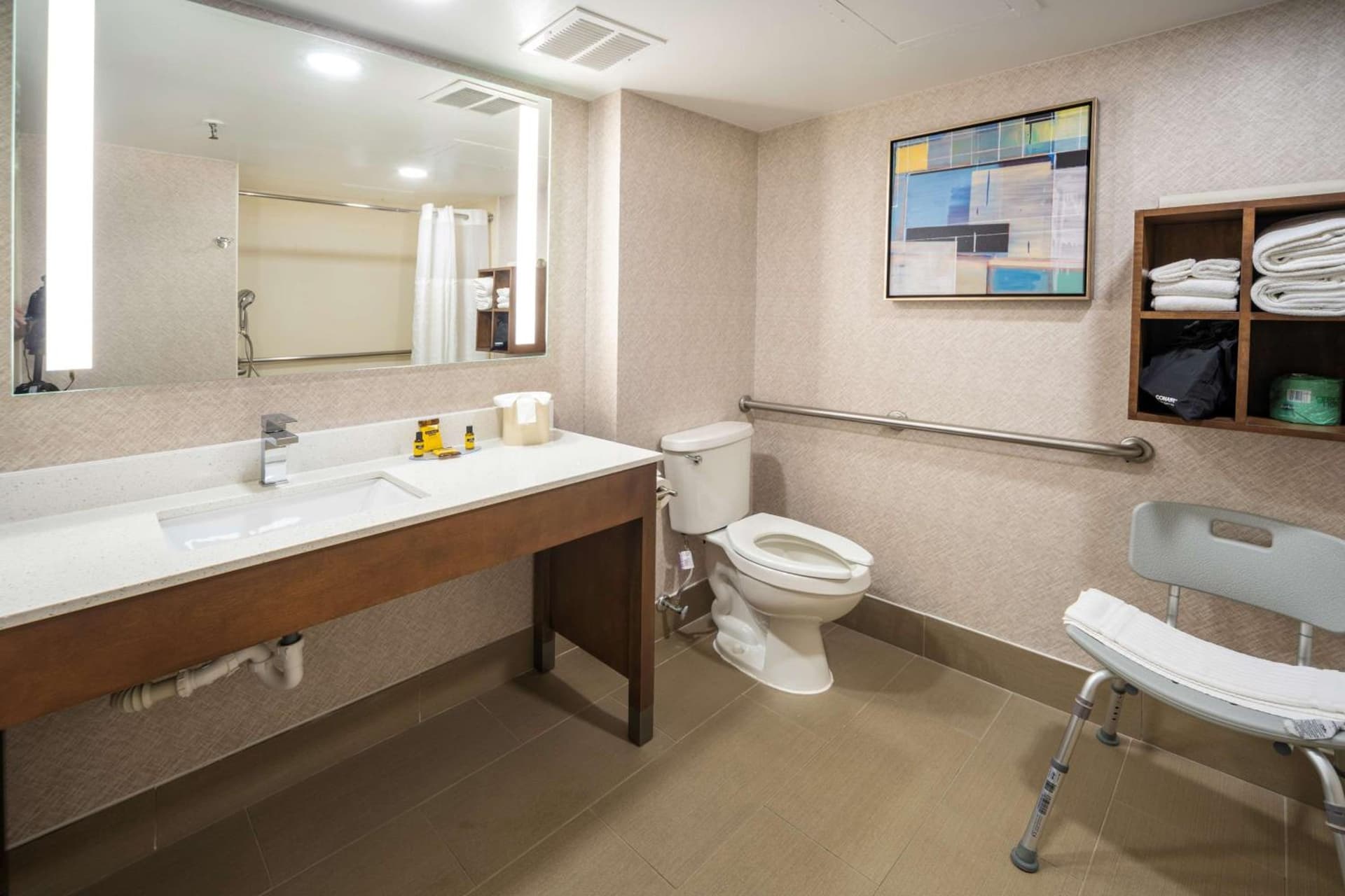 Best Western Plus Raleigh Crabtree Valley Hotel gallery photo in Raleigh, NC — image 9