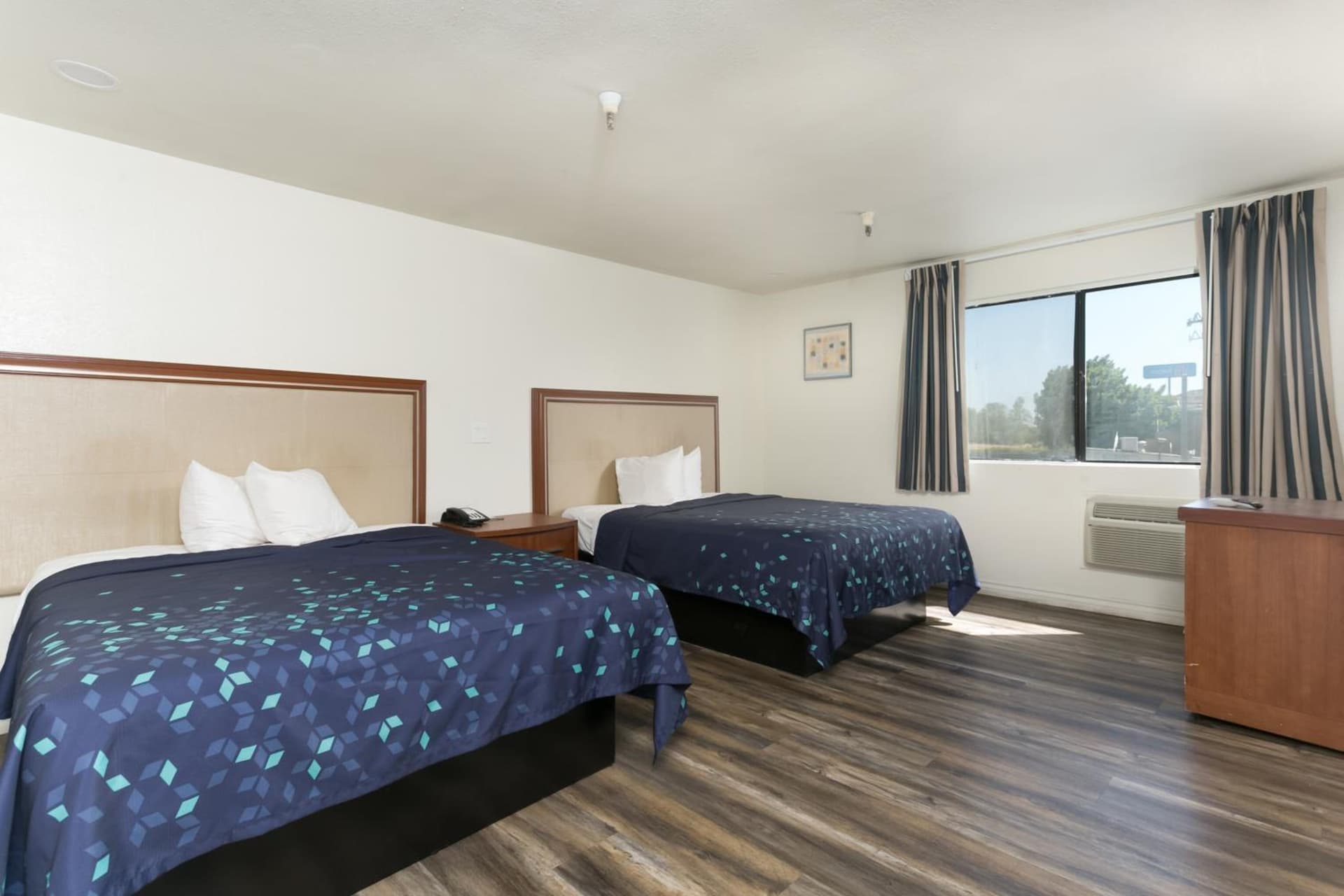 Waterloo Inn gallery photo in Stockton, CA — image 5