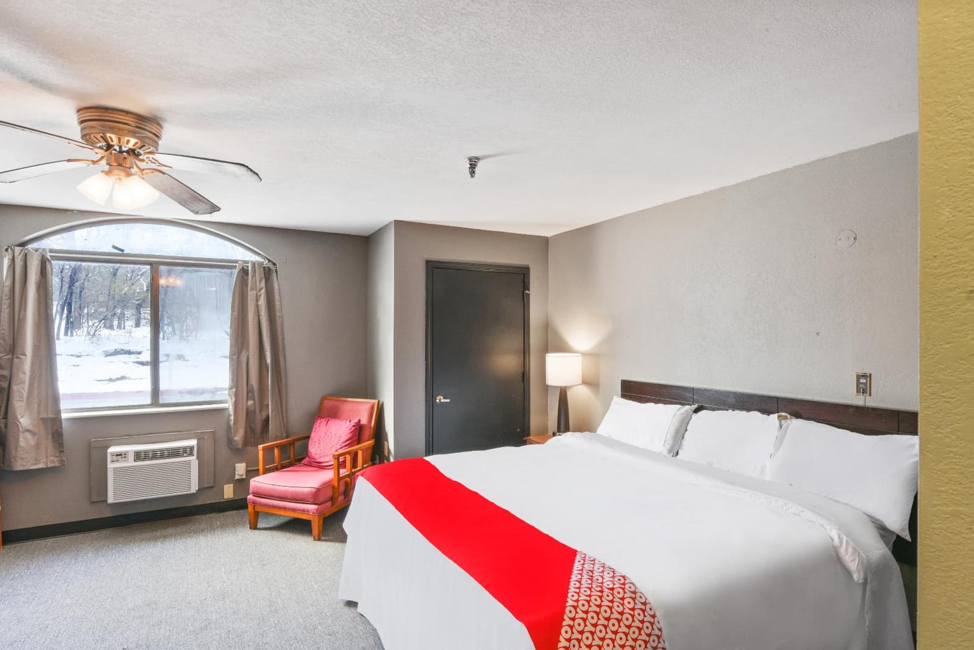 OYO Hotel Edmond - University of Central Oklahoma gallery photo in Edmond, OK — image 32
